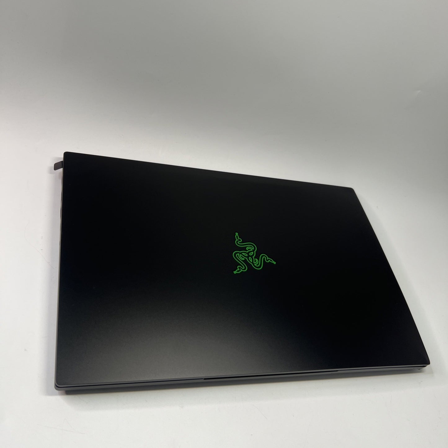 Razer Blade 15 Advanced RZ09-0421 Intel i7-12800H 32GB RAM 1TB SSD RTX 3080Ti