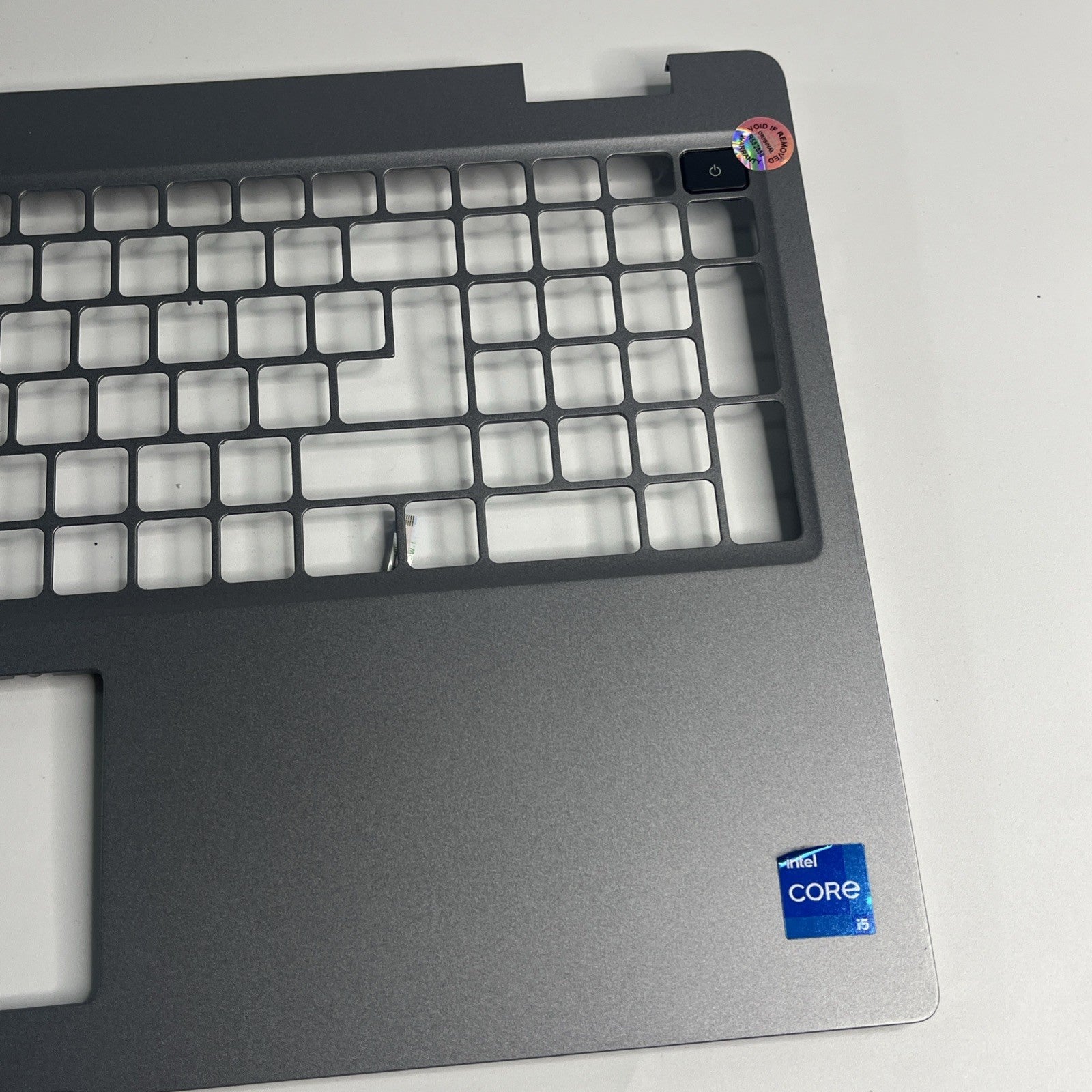 GENUINE  Sliver DELL LATITUDE 5520 PALMREST + Power Button 15p-0688-A00