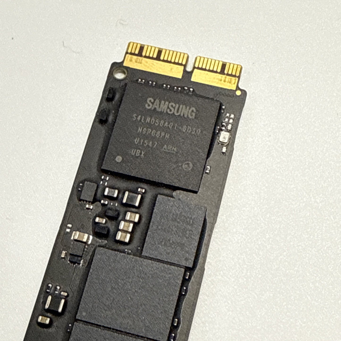 512GB Apple MacBook Pro Retina / Air 2013 2014 2015 SSD 655-1859H MZ-JPV5120/0A4