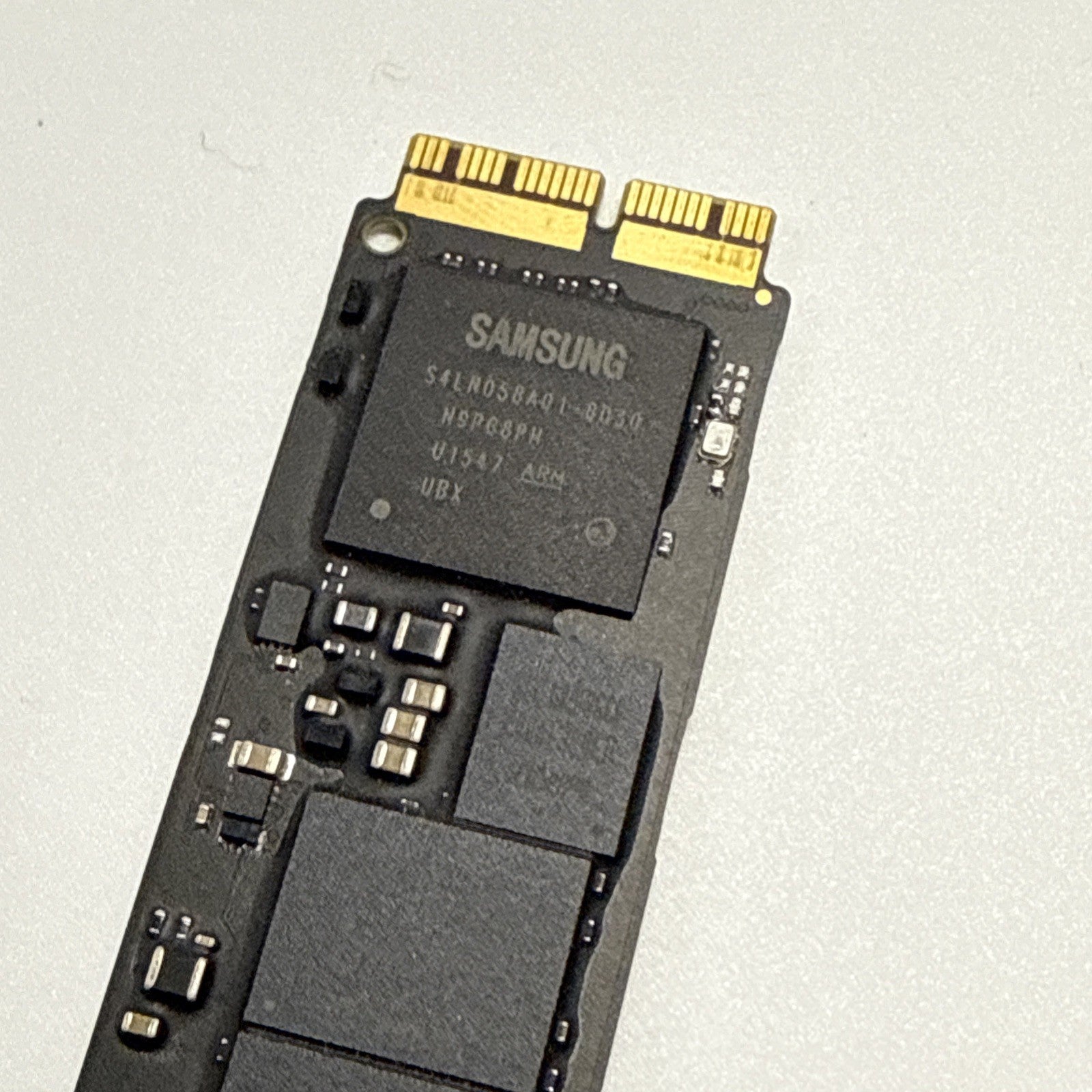 512GB Apple MacBook Pro Retina / Air 2013 2014 2015 SSD 655-1859H MZ-JPV5120/0A4