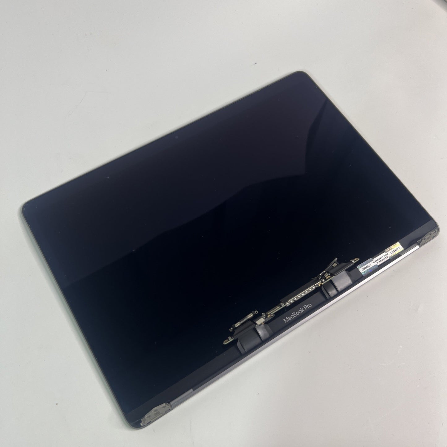 Apple MacBook Pro 13" A2338 LCD Screen Display Assembly – EMC 3578 – Grade C