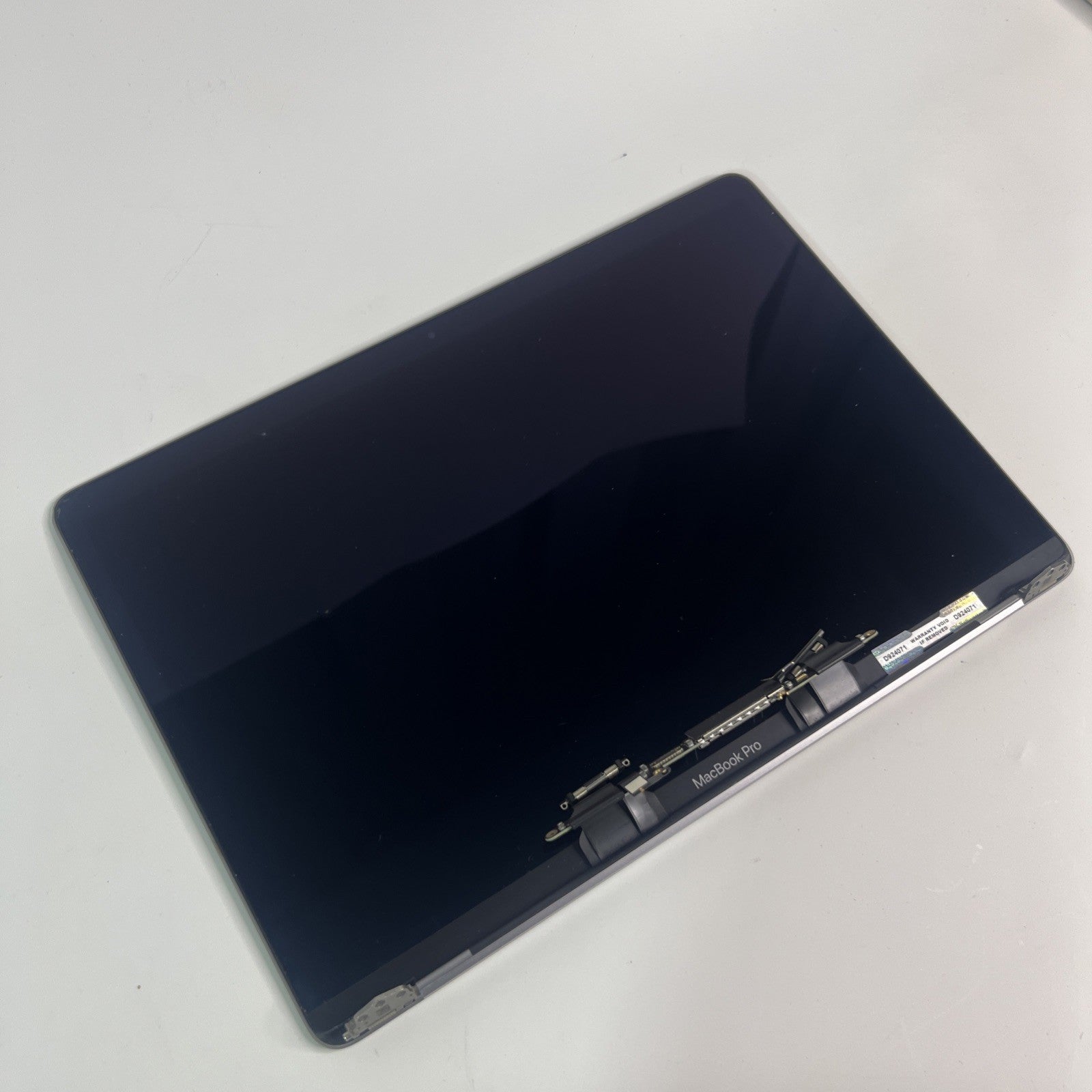 Apple MacBook Pro 13" A2338 LCD Screen Display Assembly – EMC 3578 – Grade C