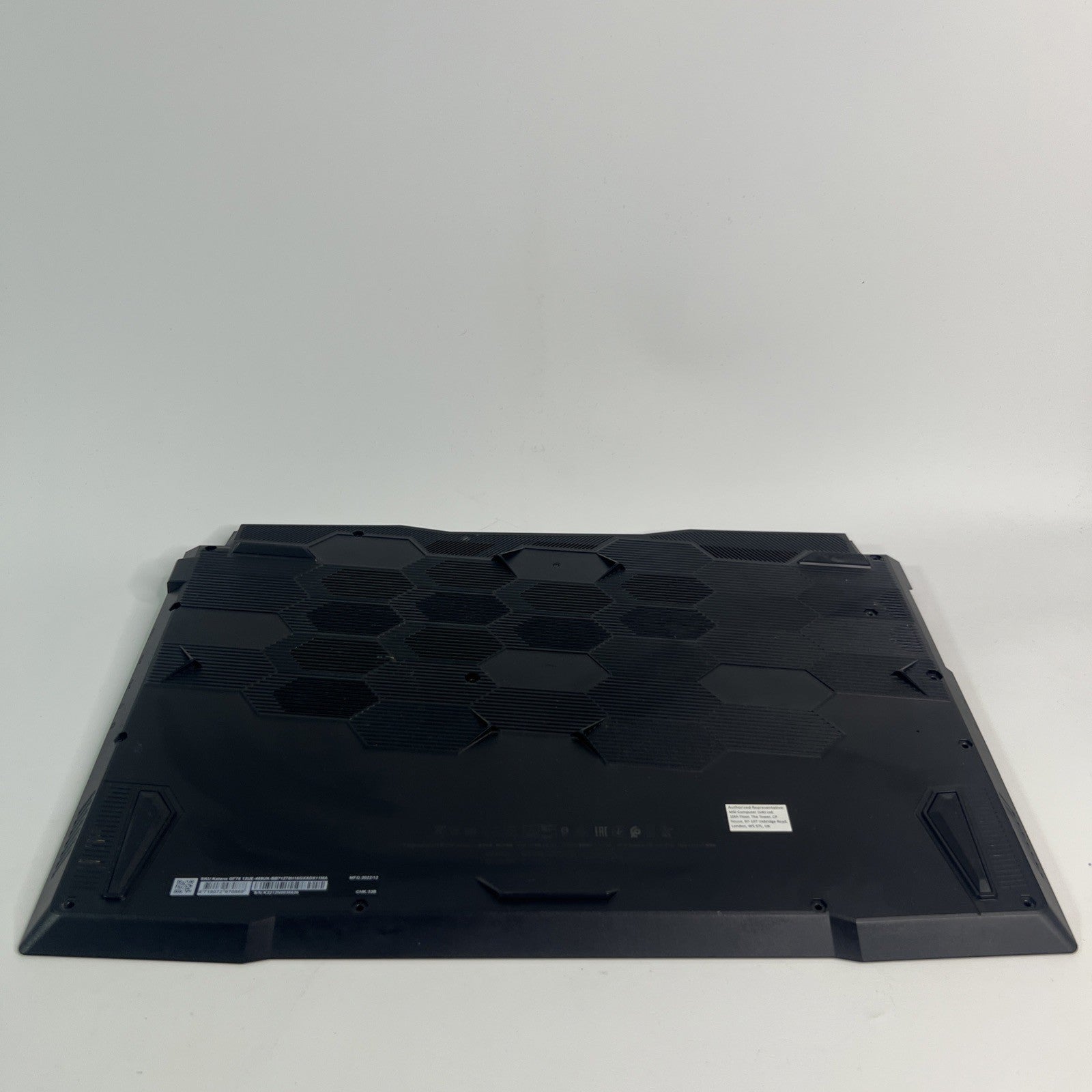 MSI Katana GF76 12UE Bottom Base Cover – Grade B – Genuine 3077L1D213D37