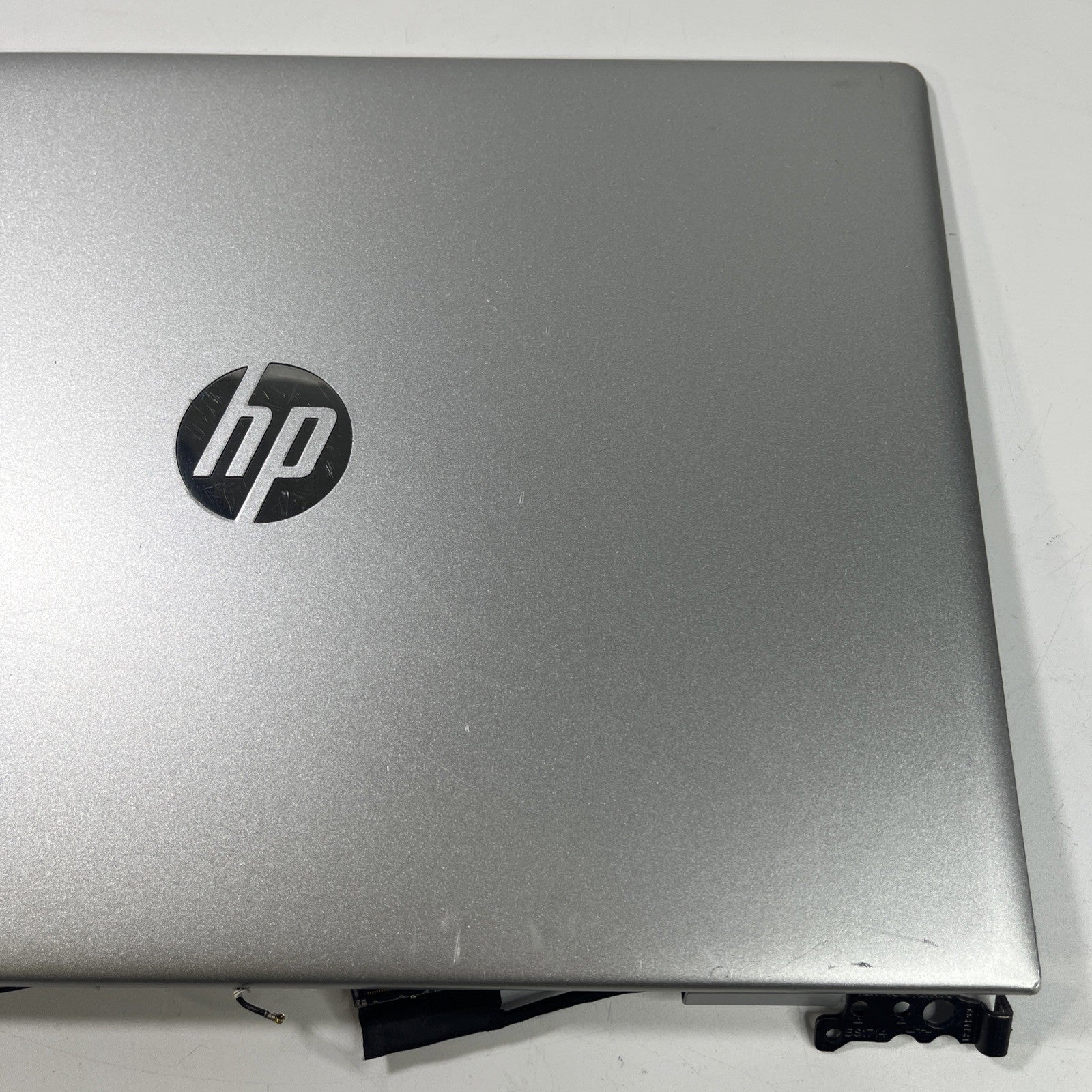 Genuine Silver Hp Probook 640 G5 Complete Top Lid And Screen Assembly.