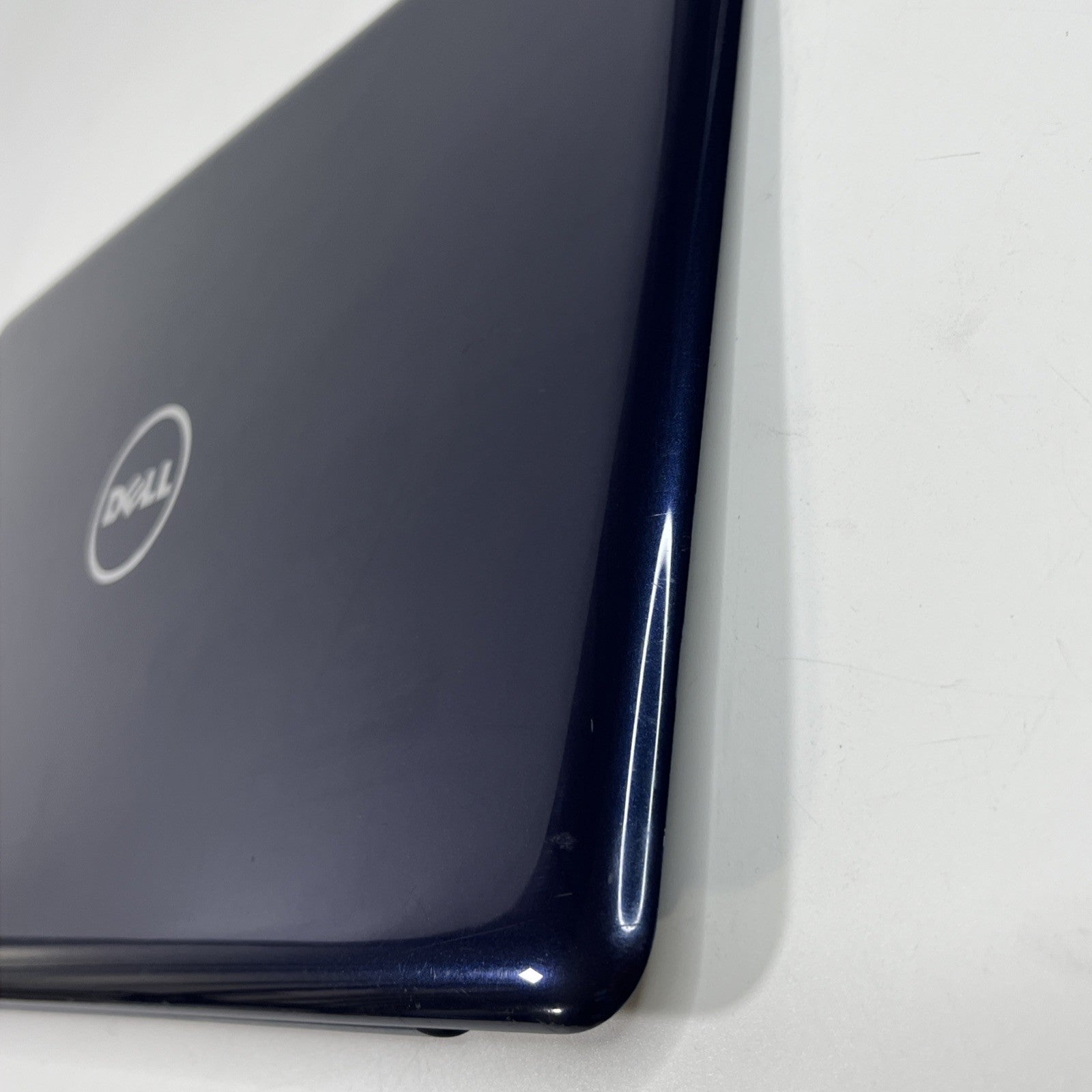 Genuine Blue Dell Inspiron 15 5567  Complete Top Lid And Screen Assembly.