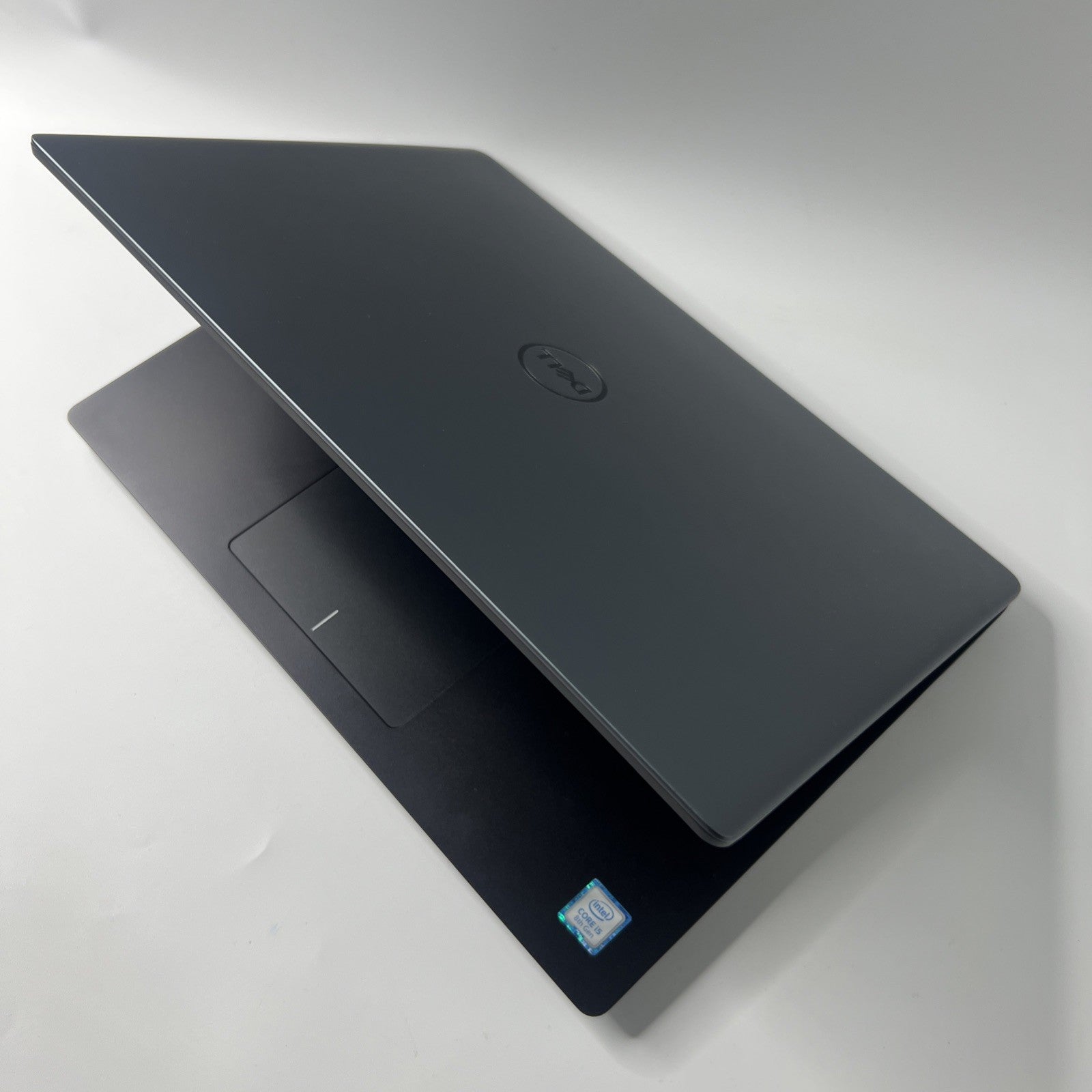 Dell Vostro 14 5481 Core i5-8265U 16GB Ram 256GB SSD FHD Windows 11 Pro Laptop