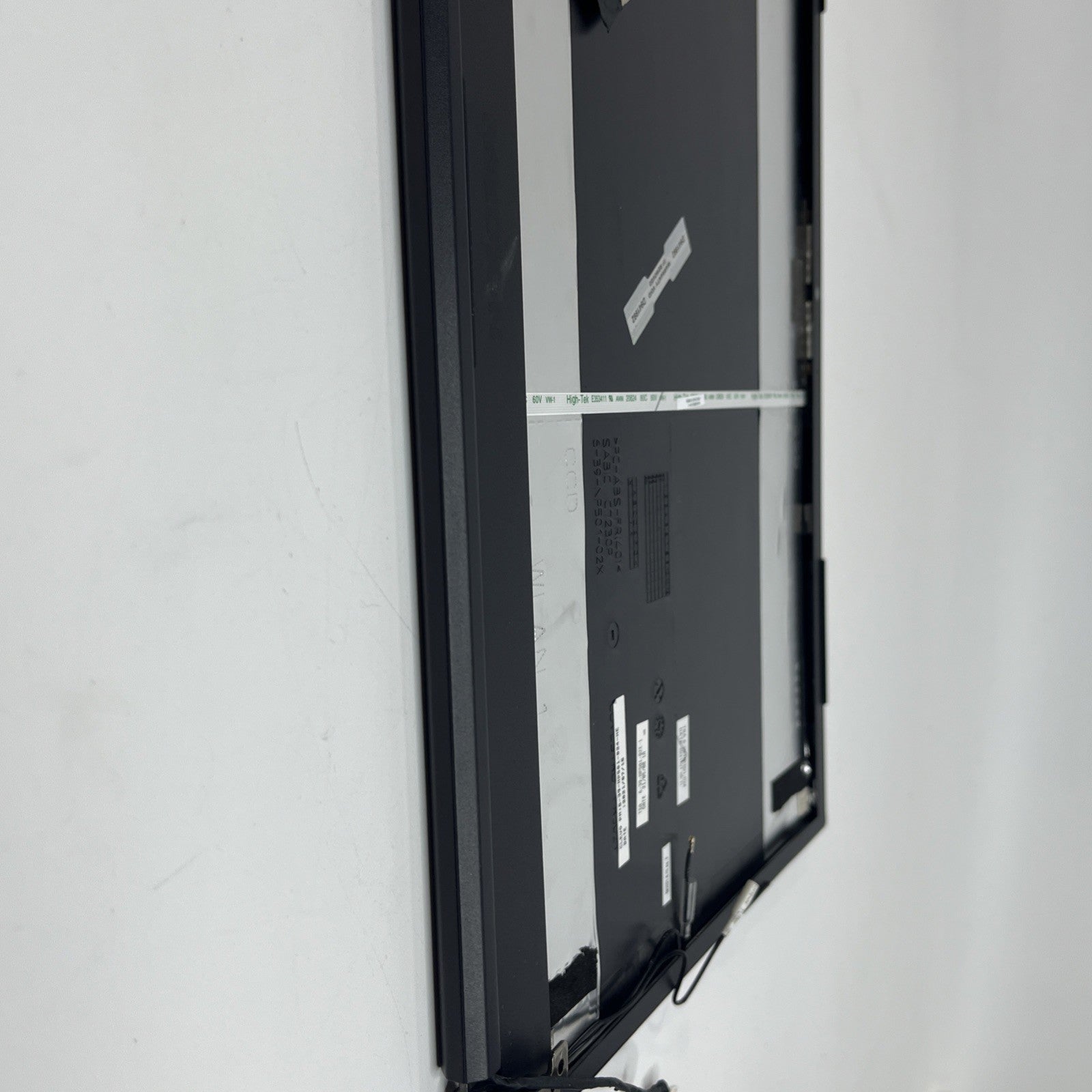 Genuine Black Medion Erazer E10  Top Lid ,webcam & Bezel Grade A NP501