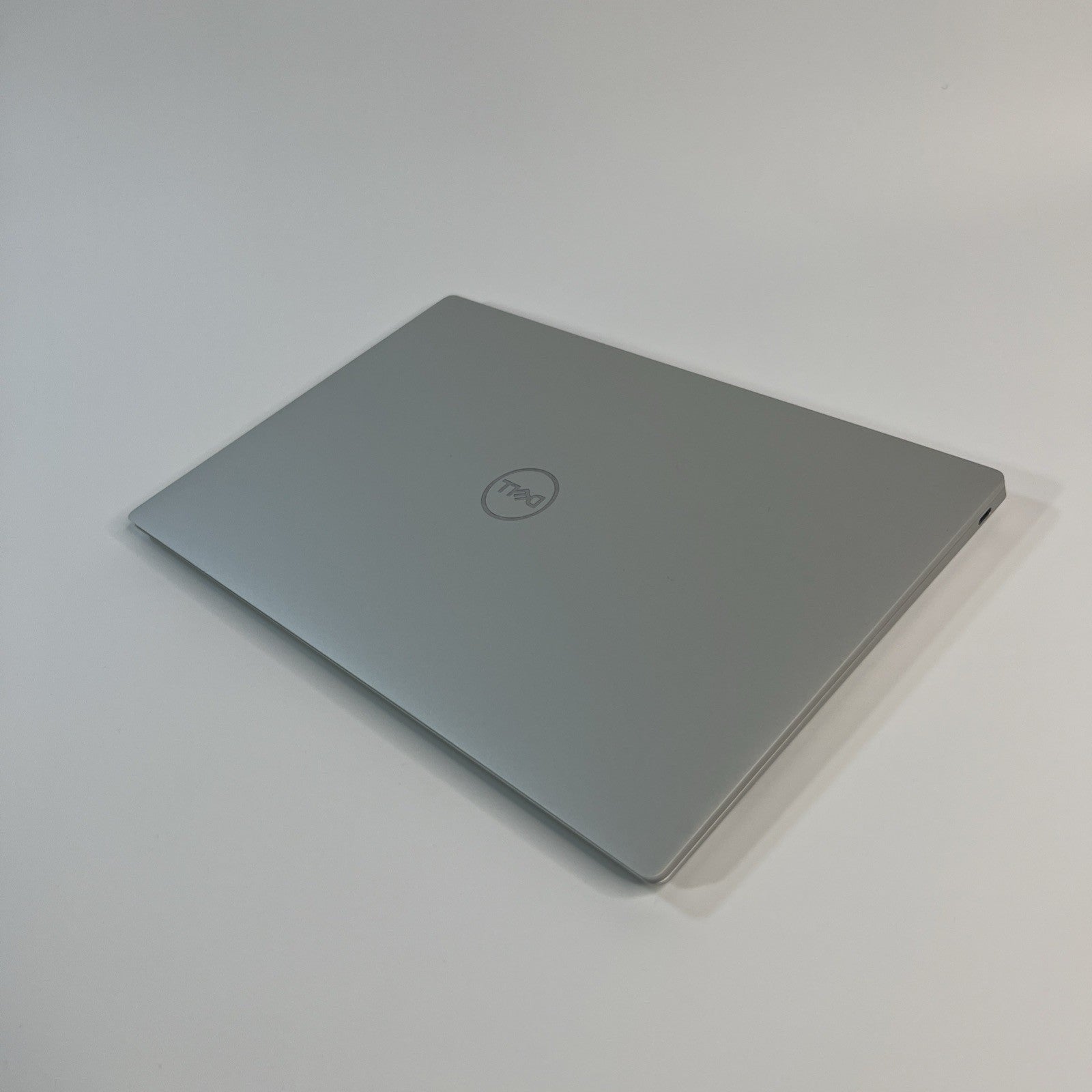 Dell XPS 13 9340 13.4" FHD Laptop  Intel Core Ultra 7-155H 32GB RAM 1TB SSD