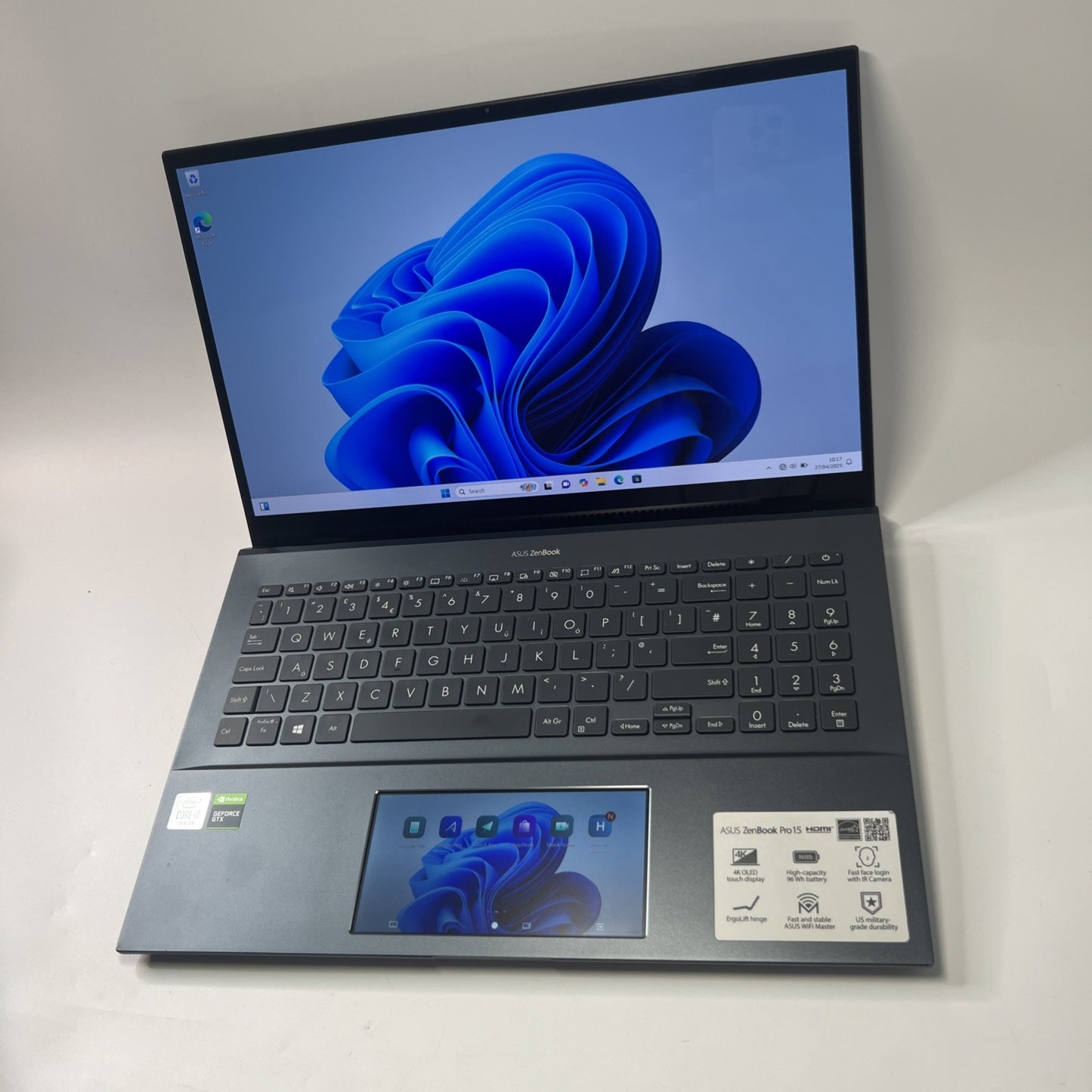 ASUS ZenBook 15 OLED UX535L Intel i7-10870H GTX 1650Ti 16GB RAM 256GB  SSD