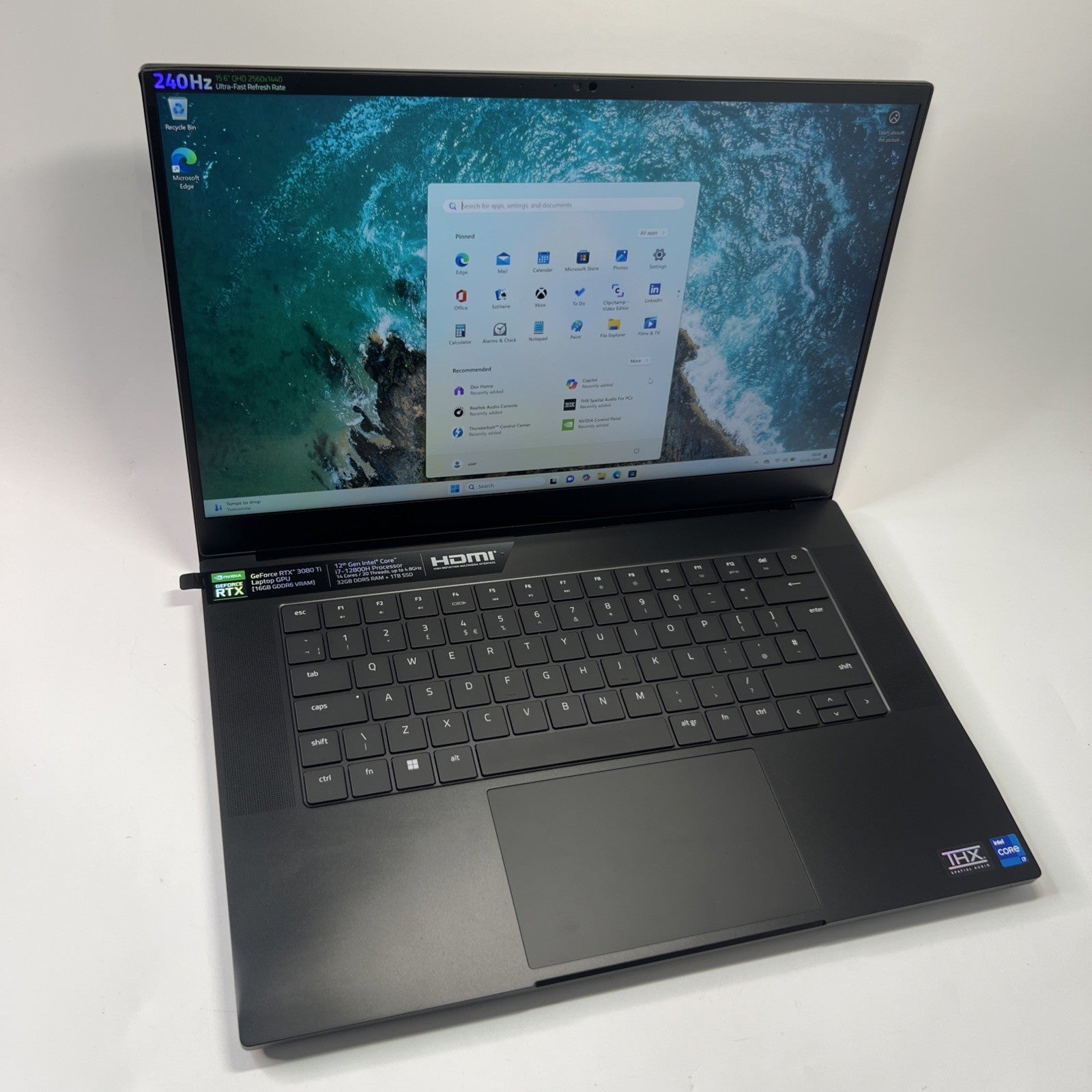 Razer Blade 15 Advanced RZ09-0421 Intel i7-12800H 32GB RAM 1TB SSD RTX 3080Ti