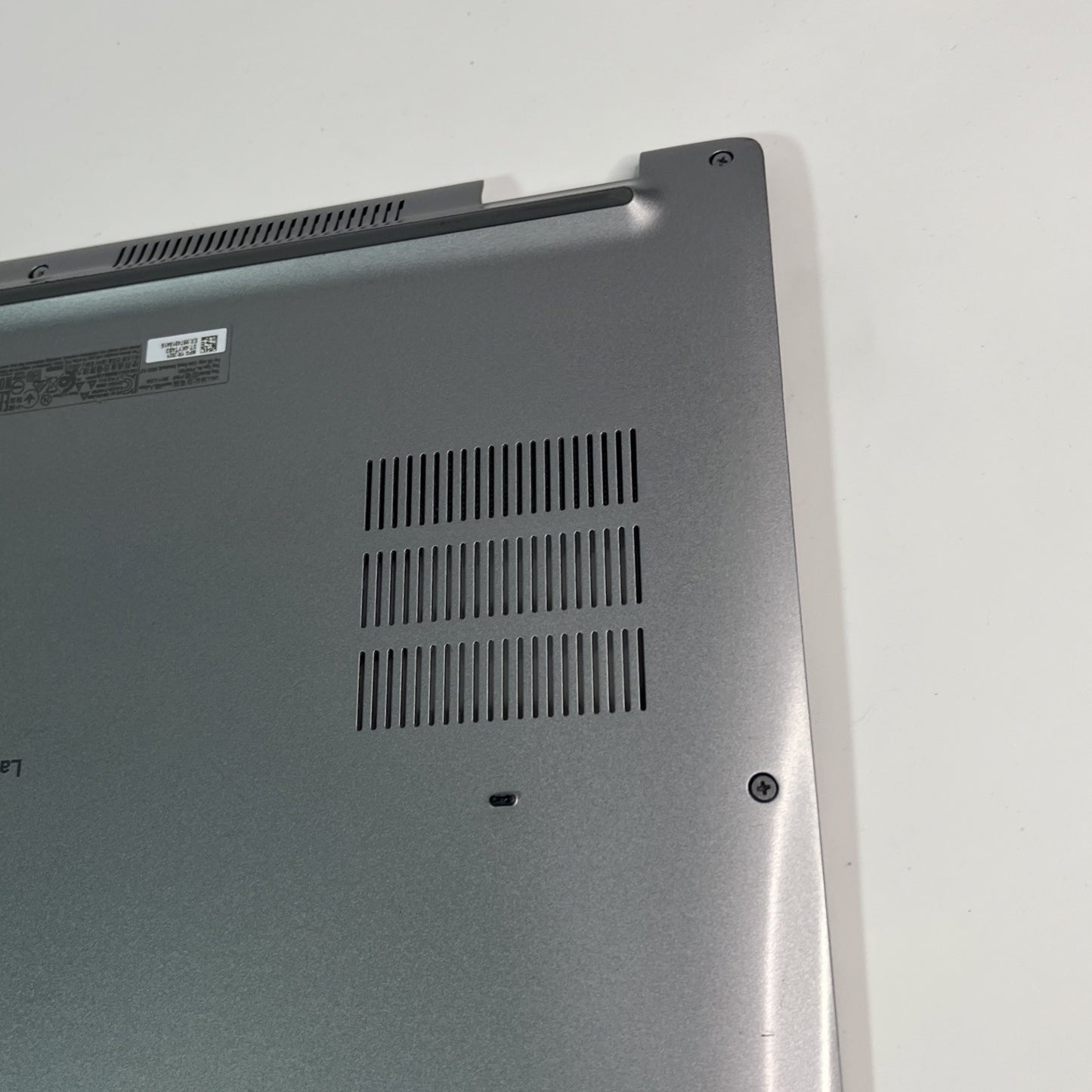 Genuine Silver Dell Latitude 5520 Bottom Base Cover CN-03C21P-Hnk