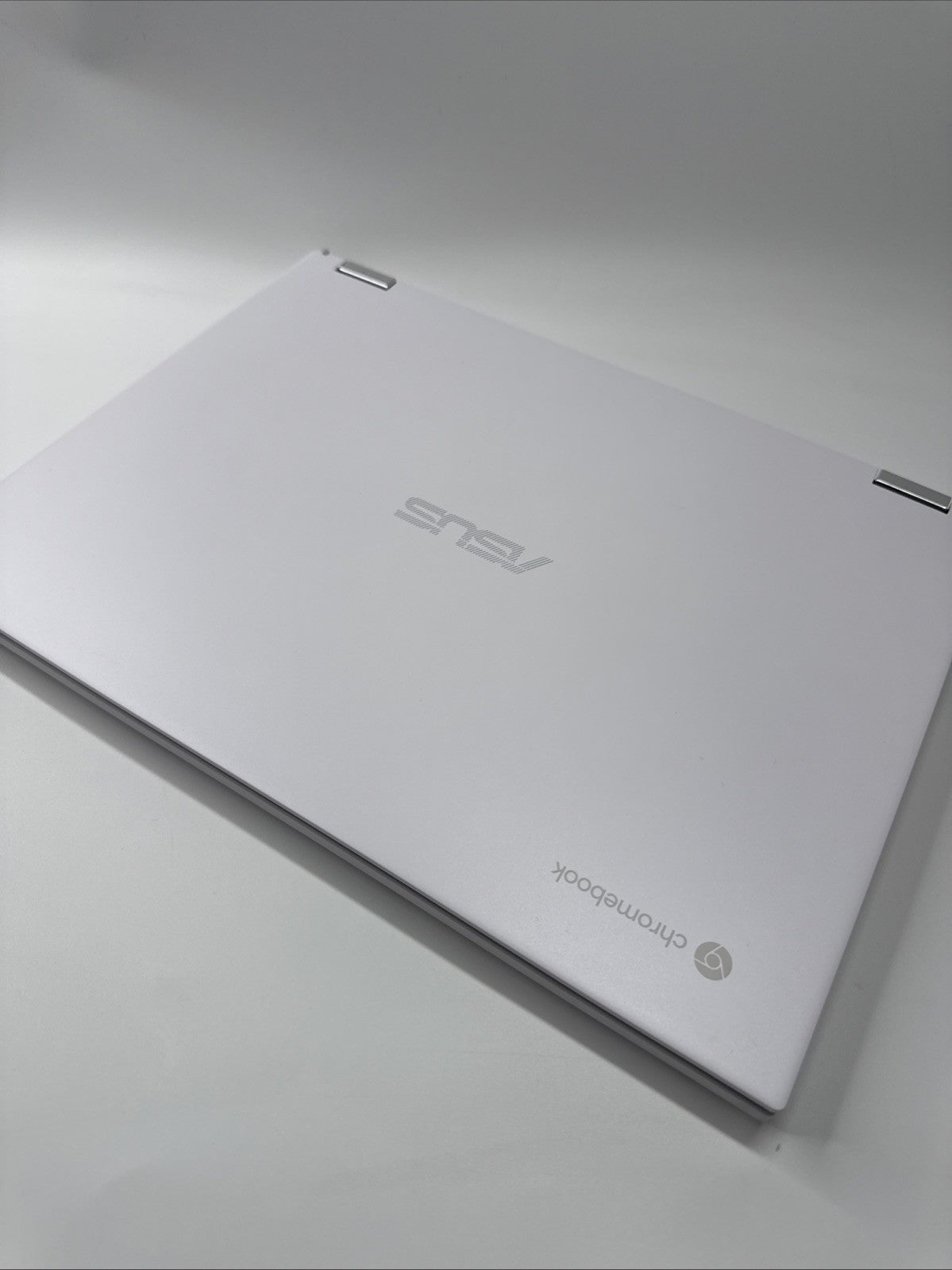 ASUS Chromebook Flip 14 CX3401FBA Touchscreen Intel i3-1215U 8GB RAM 512GB SSD