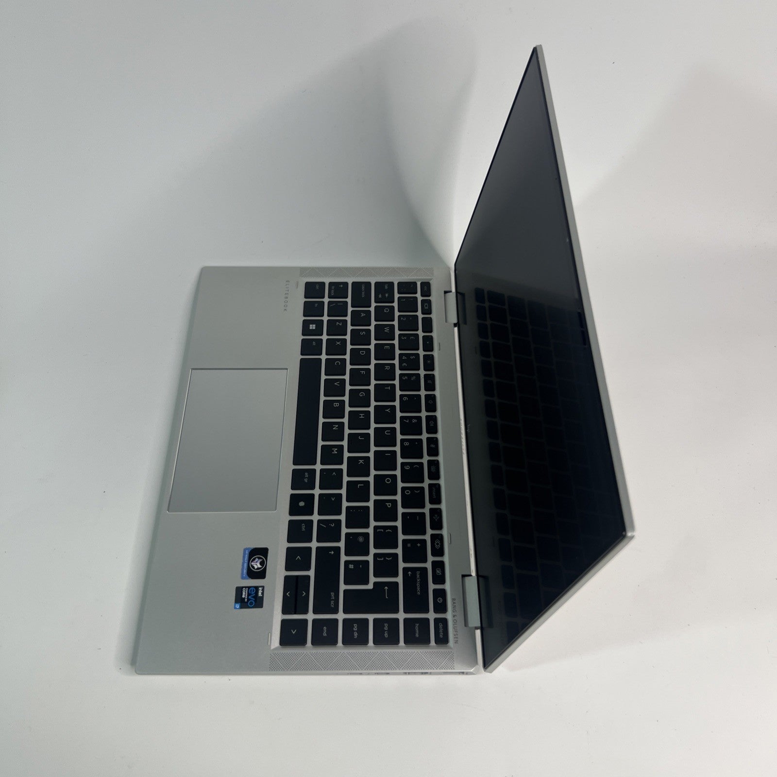 HP EliteBook x360 1040 G8 i7-1165G7 16GB RAM 512GB SSD 2-in-1 Touch Laptop