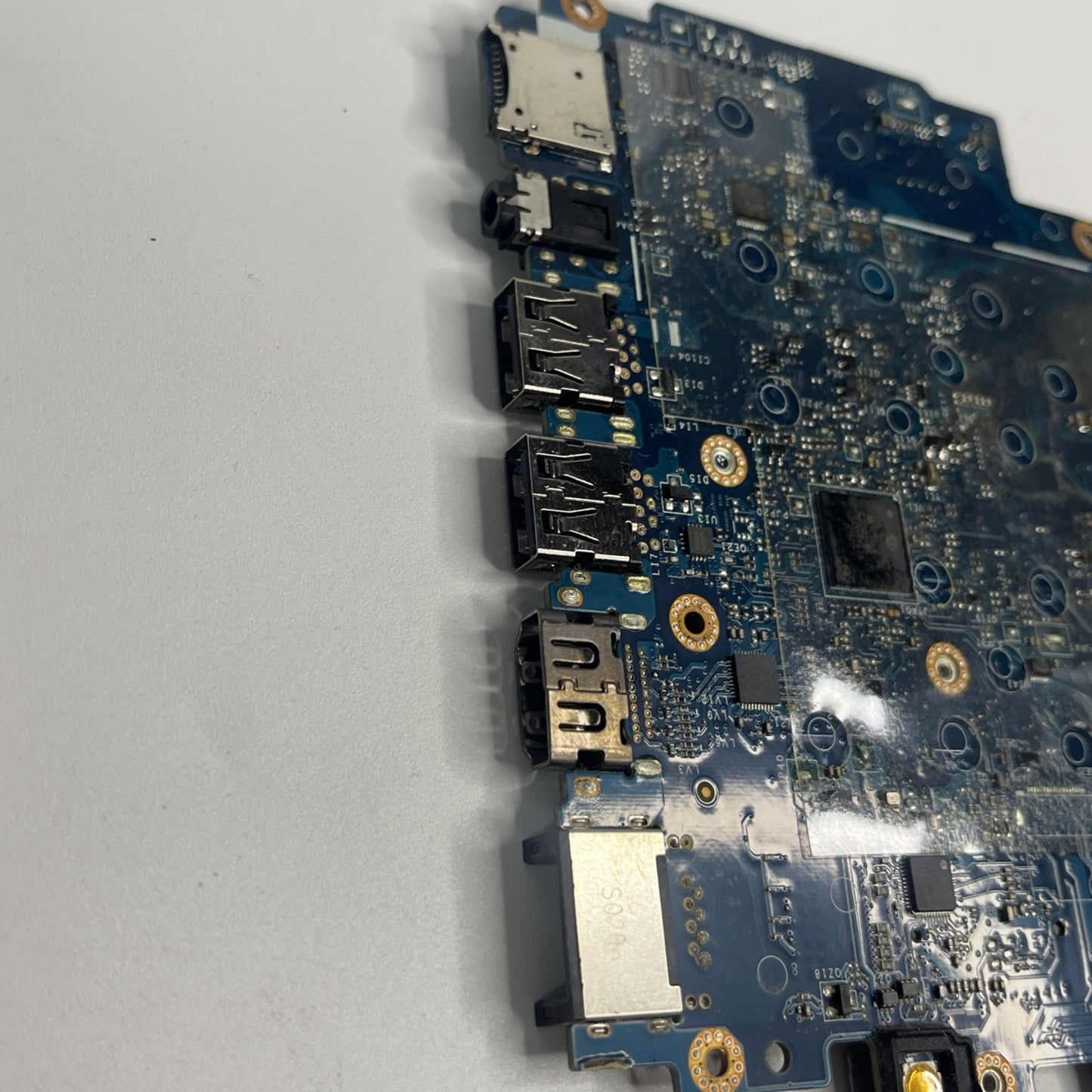 Genuine Dell Latitude 5500 Motherboard i7-8665U 1.90GHz. Mdm Lock