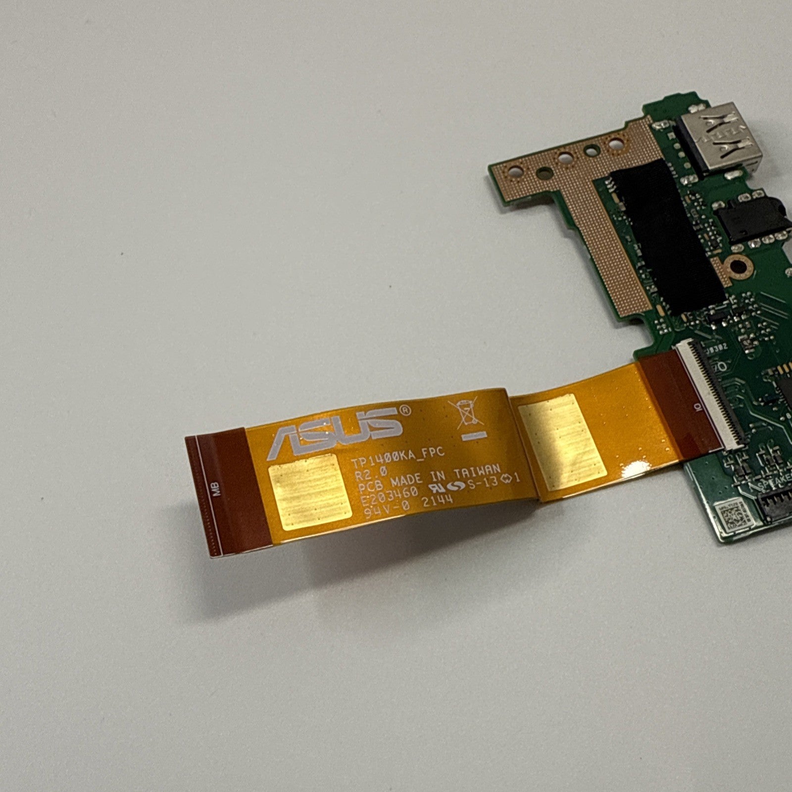 Asus Vivobook Go 14 TP1400K USB Audio Port  I/O Board E248779 + Connector