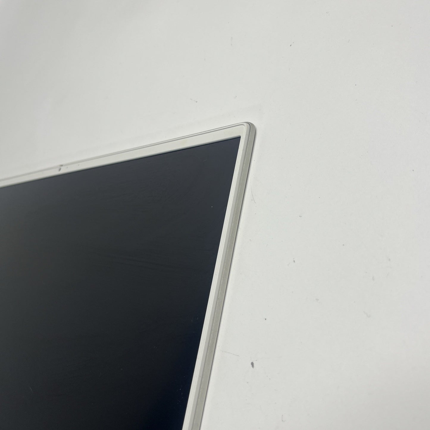 Dell Inspiron 7501 LCD Complete Screen Assembly Top Lid Cover Silver Cables