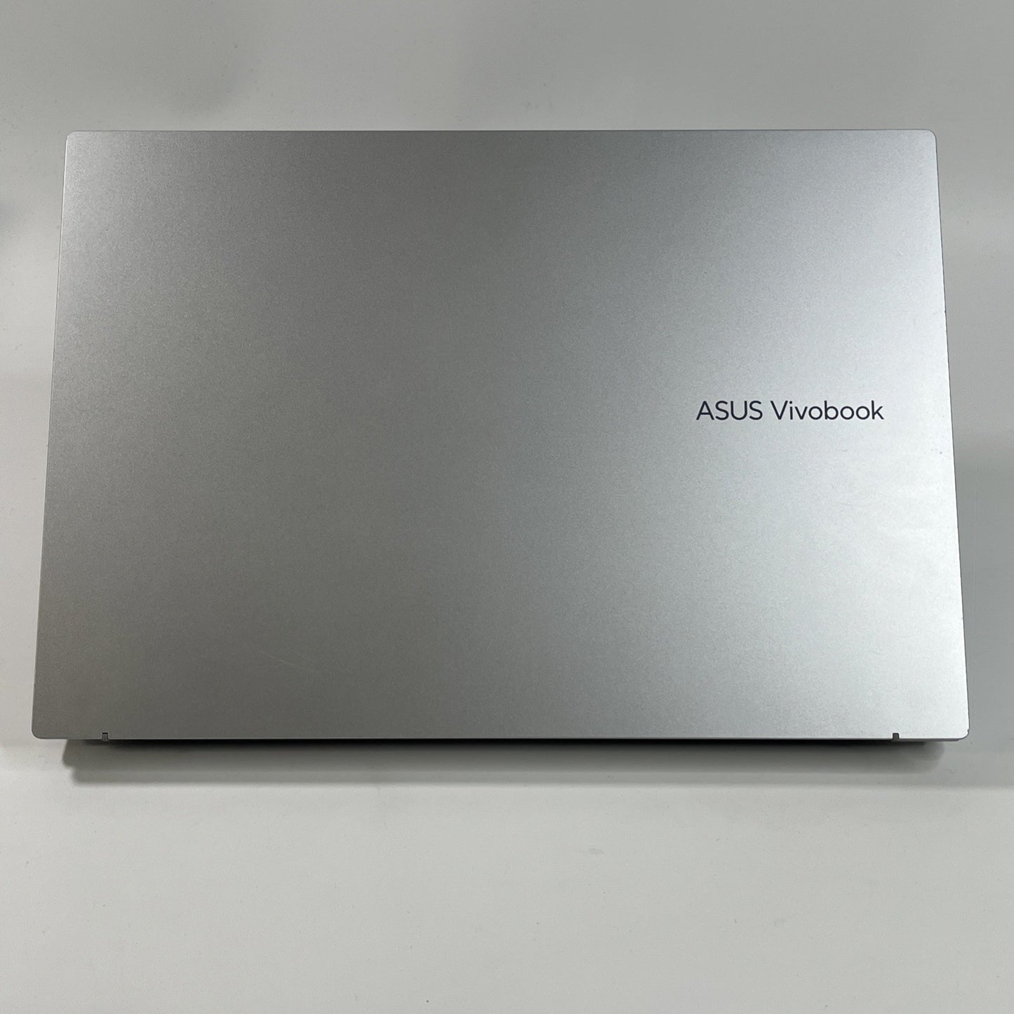 ASUS Vivobook M1603Q 16X 16in AMD Ryzen 5 5600H 16GB 512GB SSD Laptop - Silver