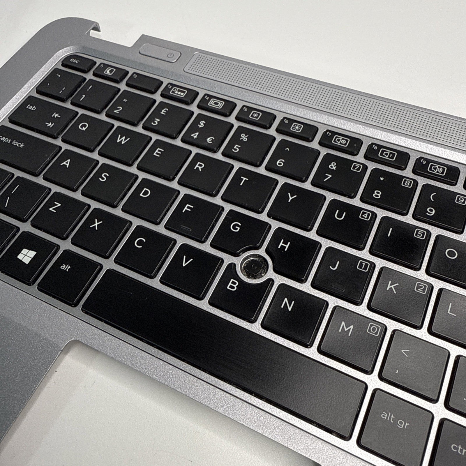 Genuine HP EliteBook 820 G3 Palmrest UK Keyboard 821692-001 Silver