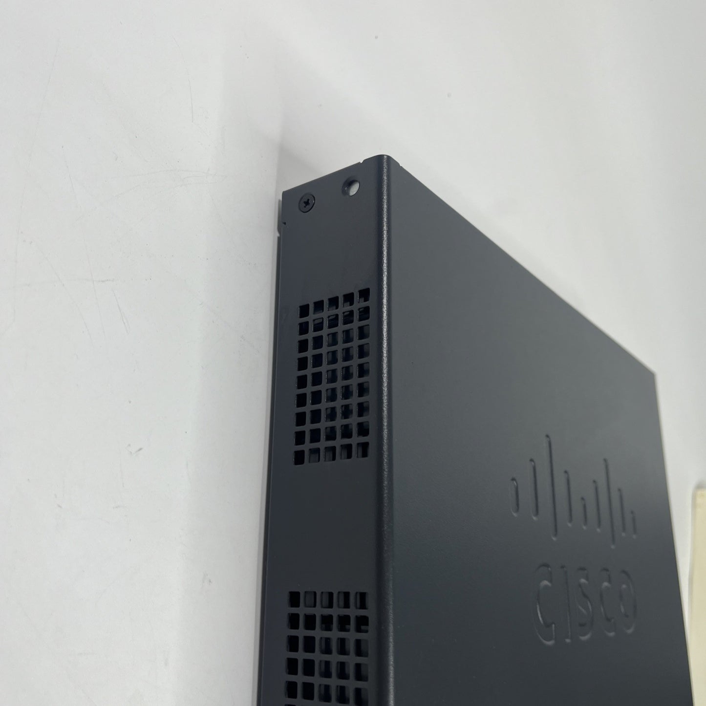 CISCO 881 Router IP Services Ethernet 800 Series