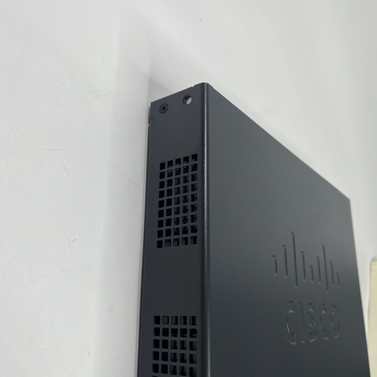 CISCO 881 Router IP Services Ethernet 800 Series