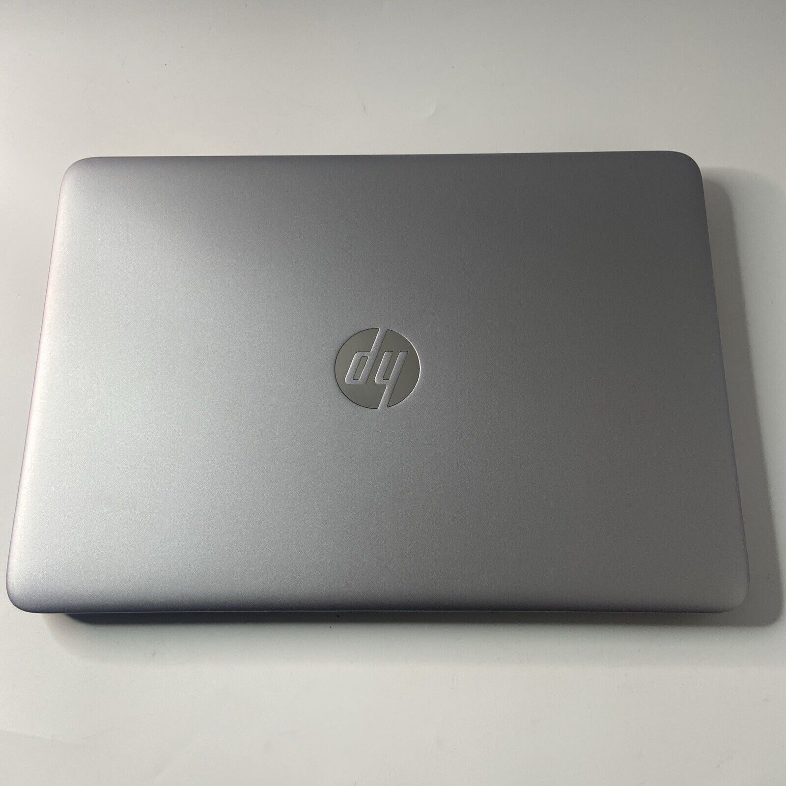 HP EliteBook 840 G3  i5-6300U 2.40 GHz 8GB 256 GB SSD Windows 10 Pro
