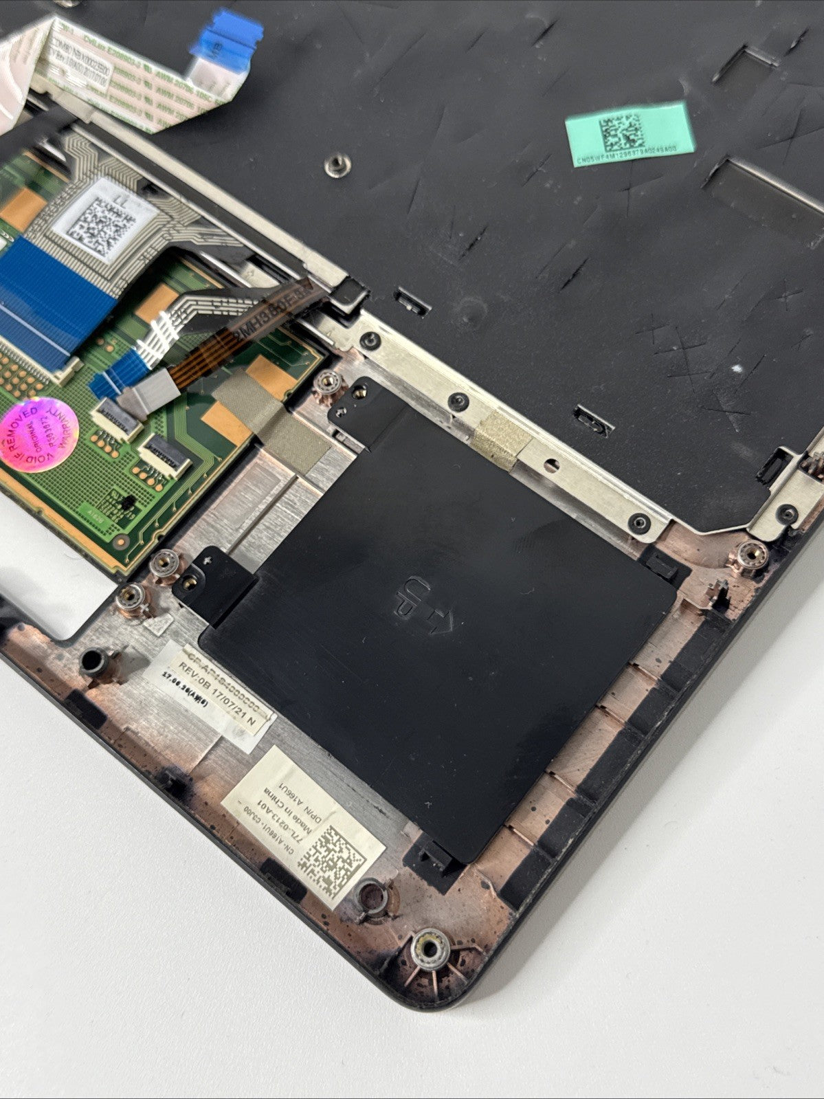 Dell Latitude 5580 Palmrest Assembly UK Keyboard Touchpad A166U1 (READ!)