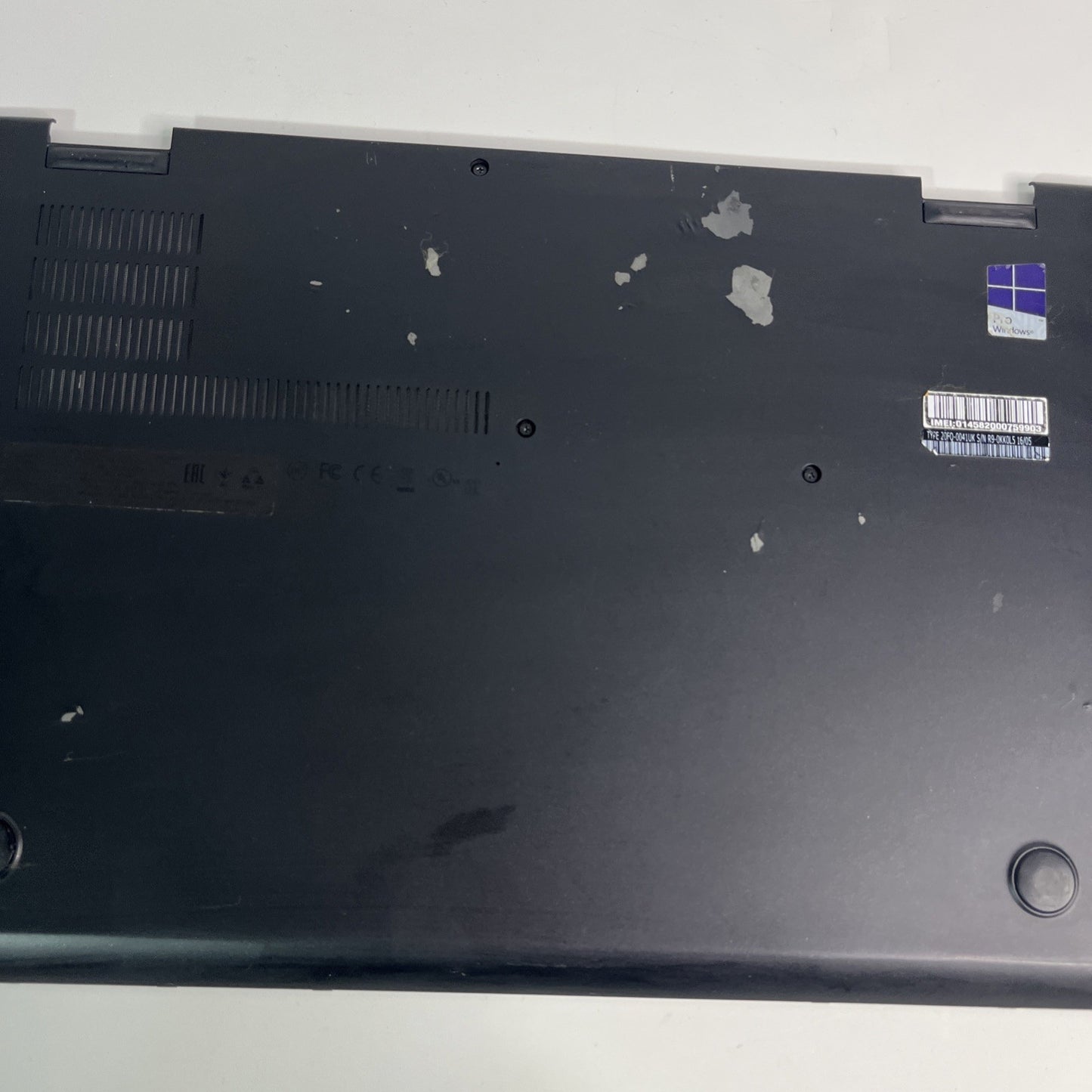 Genuine Lenovo ThinkPad X1 Yoga Gen 1 Bottom Base  Chassis Cover 01AW995 Grade C