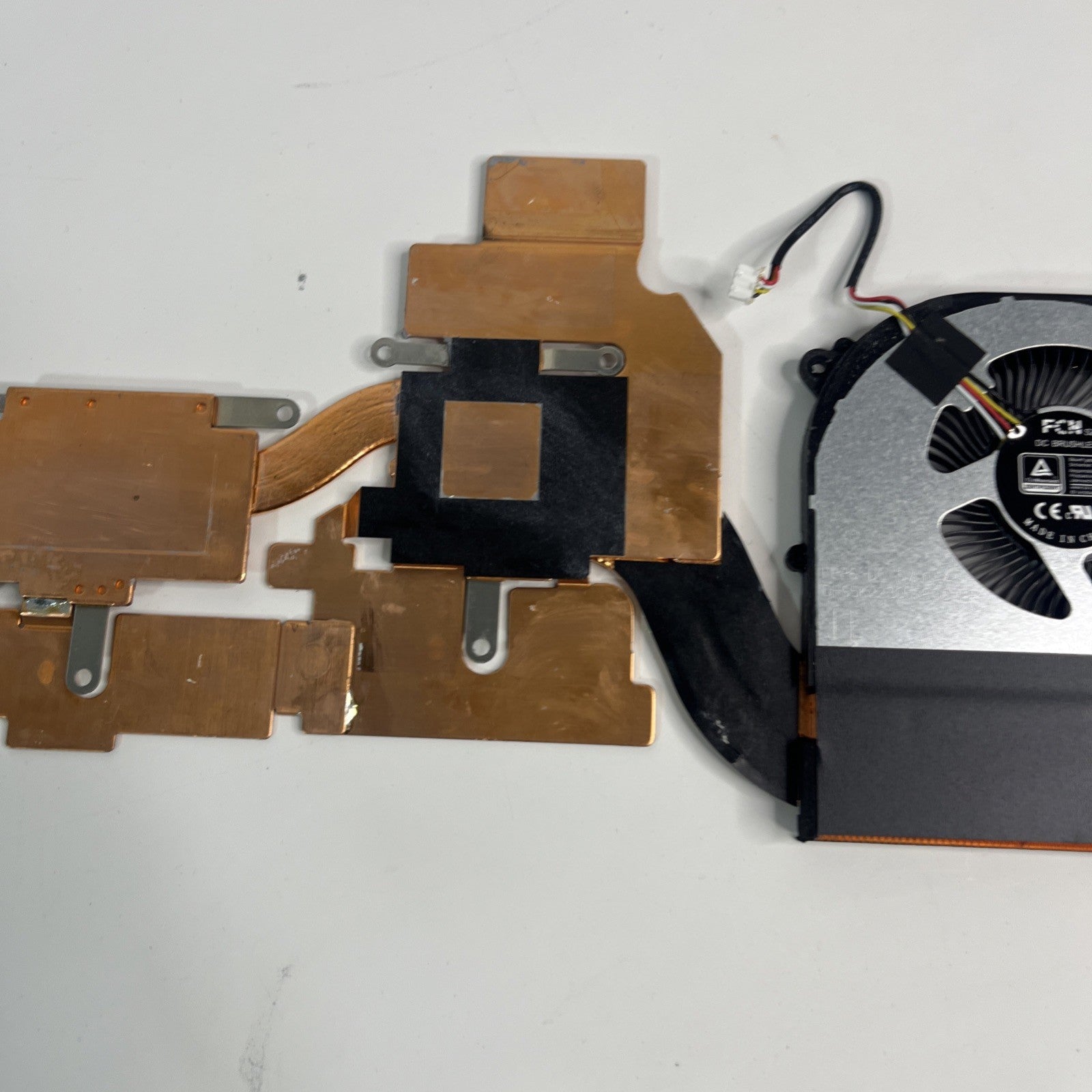 Genuine Black Medion Erazer Crawler E30-MD624 Cooling Cpu& Gpu Fans And Heatsink