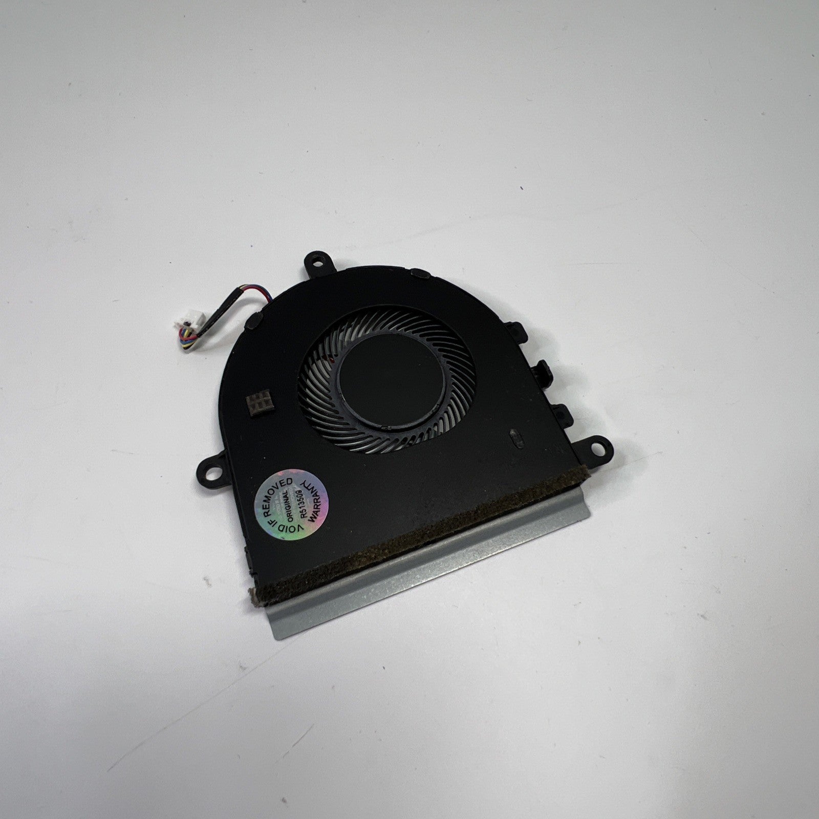 GENUINE Dell Inspiron 3505 CPU Cooling Cooler Fan 07MCD0