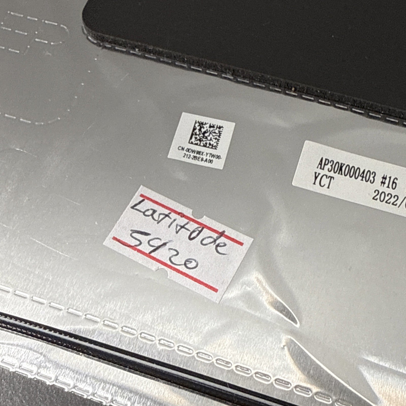 Genuine Dell Latitude 5420 Top Lid Cover AP30K000403 0DW98X - Silver