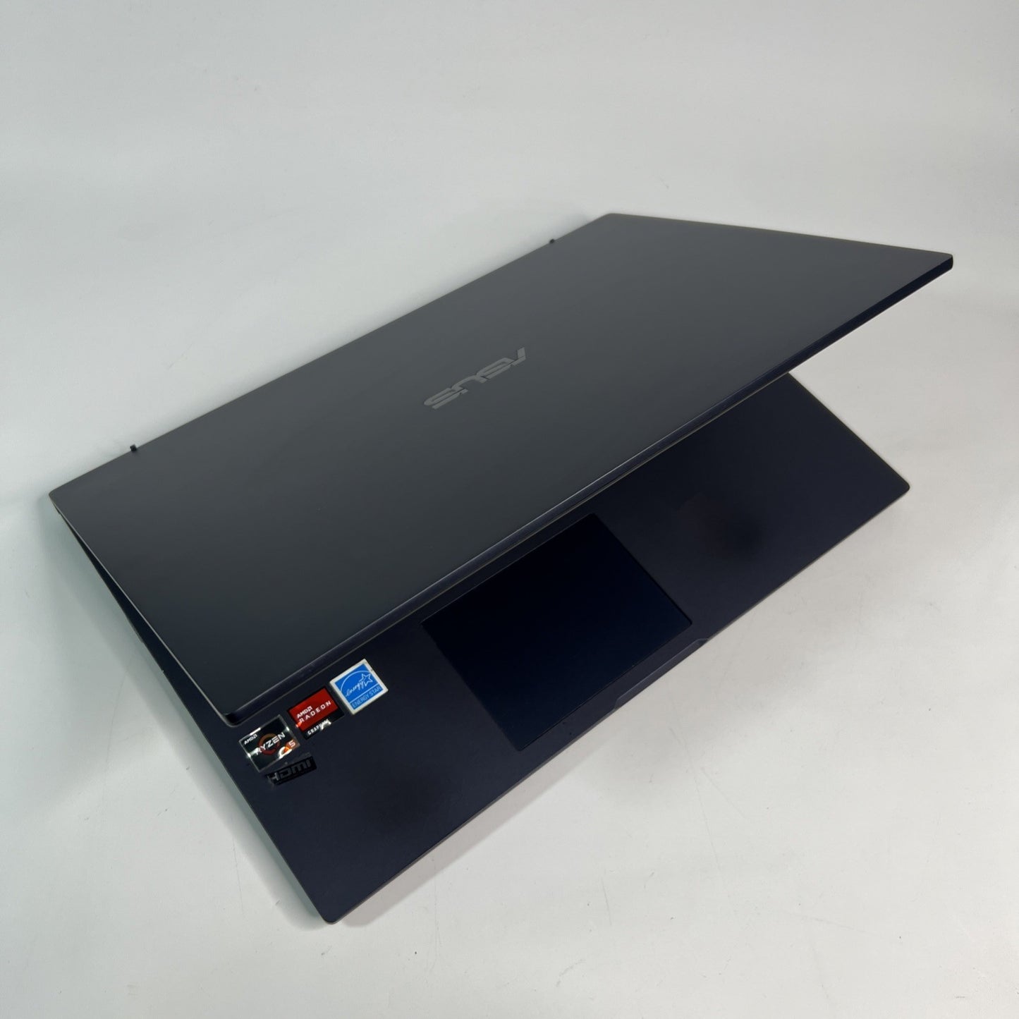 ASUS ExpertBook L1500CD 15.6" Laptop AMD Ryzen 5 3500U 8GB RAM 256GB SSD