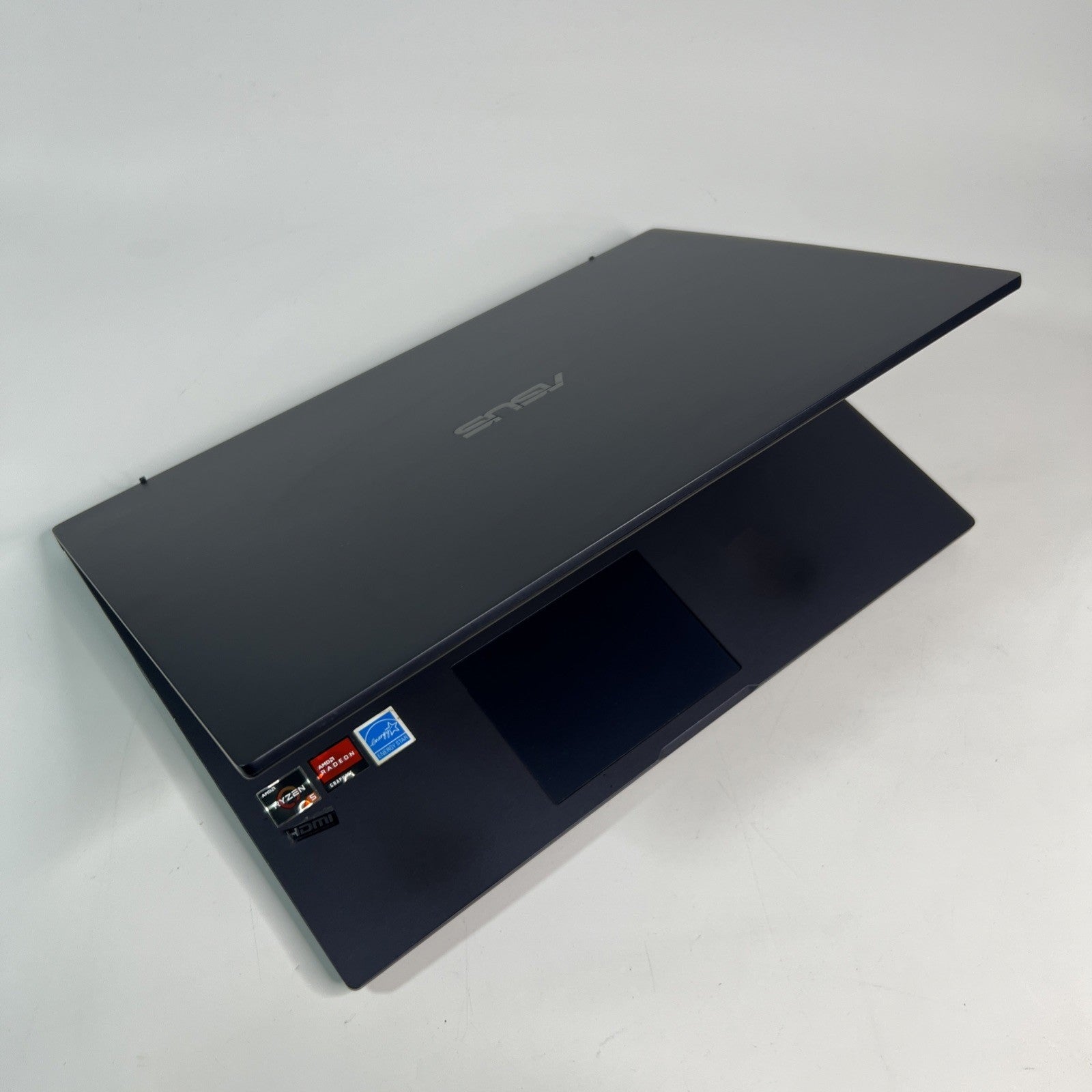 ASUS ExpertBook L1500CD 15.6" Laptop AMD Ryzen 5 3500U 8GB RAM 256GB SSD