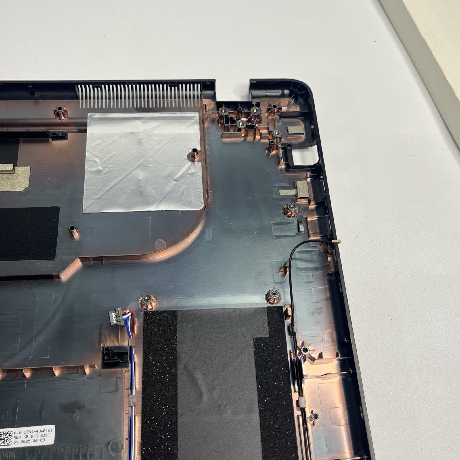 Asus Vivobook X705M X705MAR Base Chassis Bottom Case Cover And Speakers 4VA0101