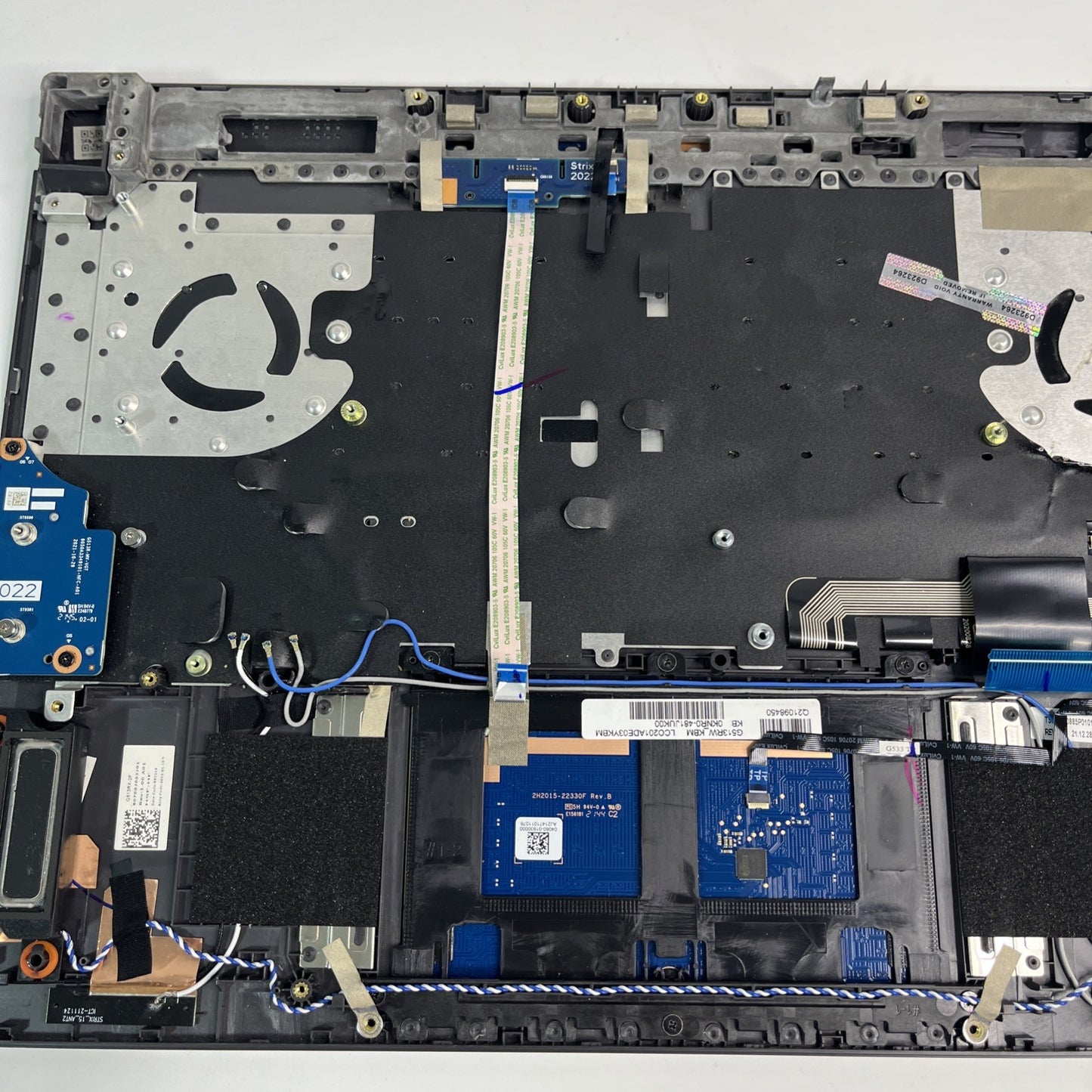 Genuine Black Asus ROG Strix G15 G513R Palmrest , Speakers & Touchpad 6070B2003
