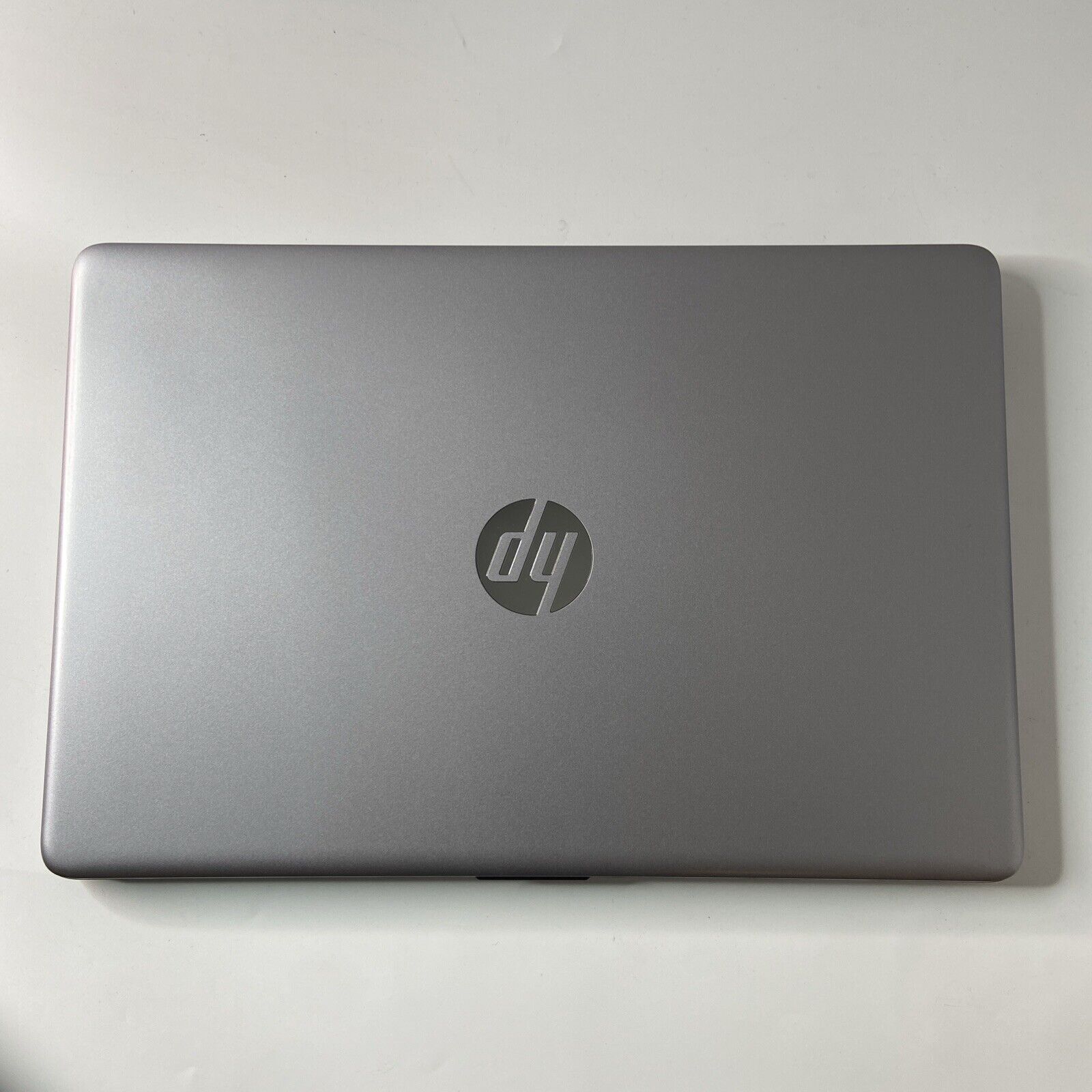 HP 255 G9 Laptop - AMD Ryzen 7-5825U, 16GB RAM, 256GB SSD, Windows 11 Grade A