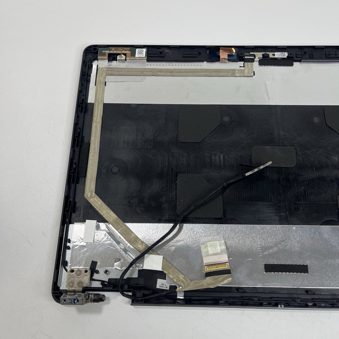 Genuine Black DELL LATITUDE  E5570 Back Cover Top Lid & Webcam. CN-0JMC3P
