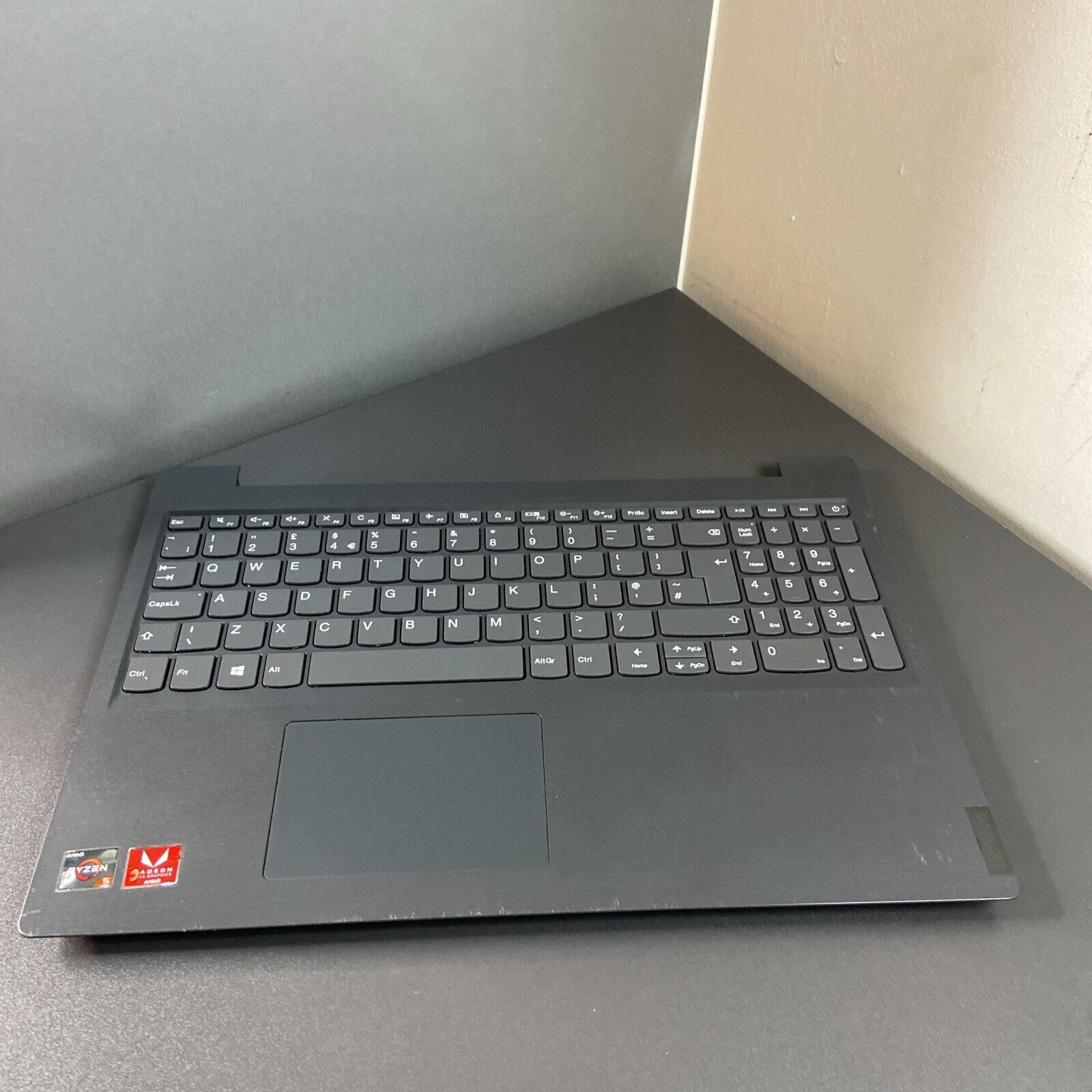 Lenovo V15-ADA Complete UK Palmrest Keyboard Touchpad Assembly AP1RU000200