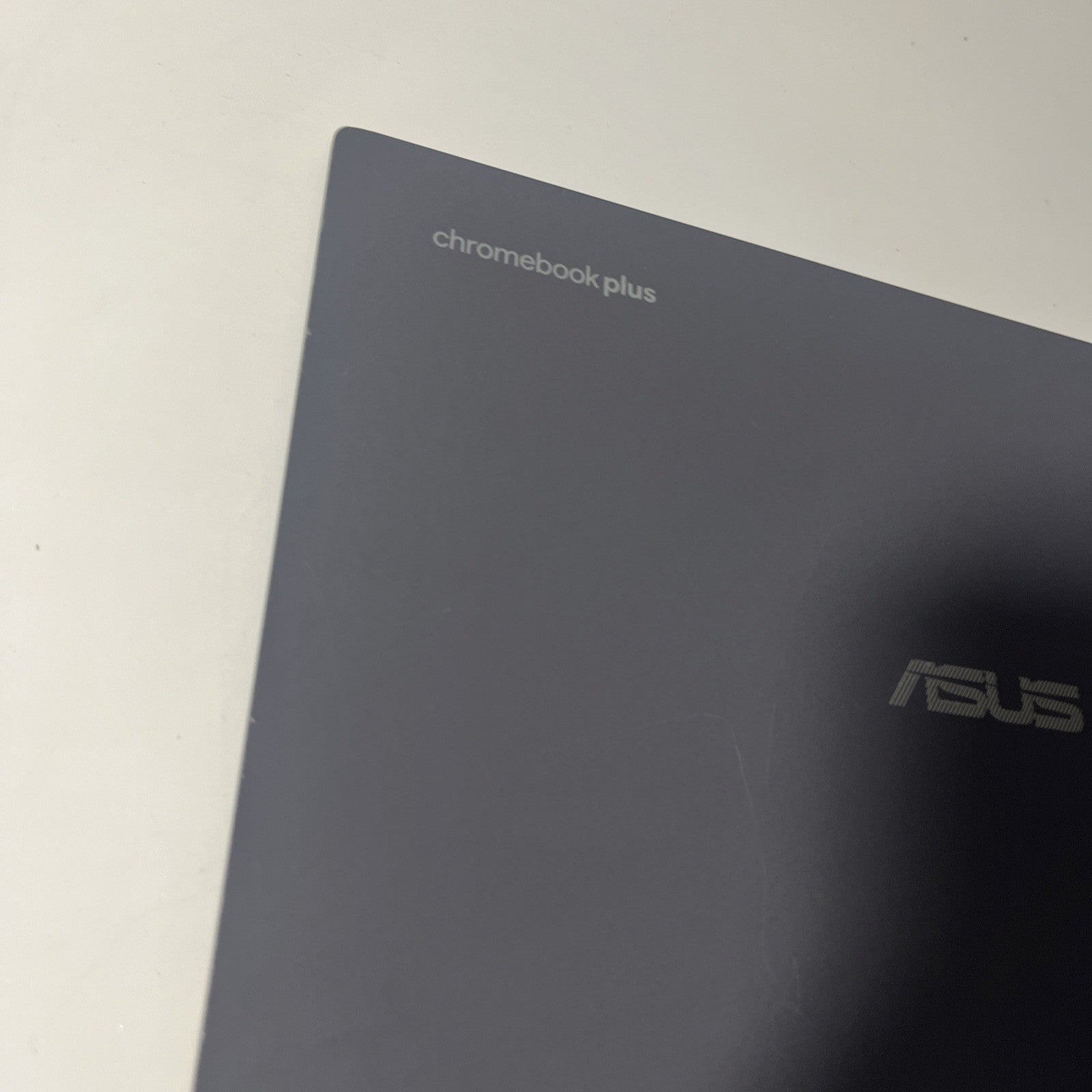 Asus Chromebook Plus CX3402CBA Complete Top Lid And Screen , Top Lid Cracked
