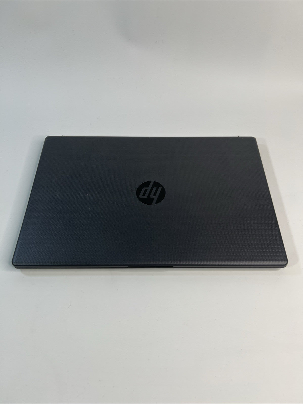 HP 15-fc0003sa 15.6-Inch FHD Laptop AMD RYZEN 3 7320U 8GB RAM 256GB SSD  Win 11