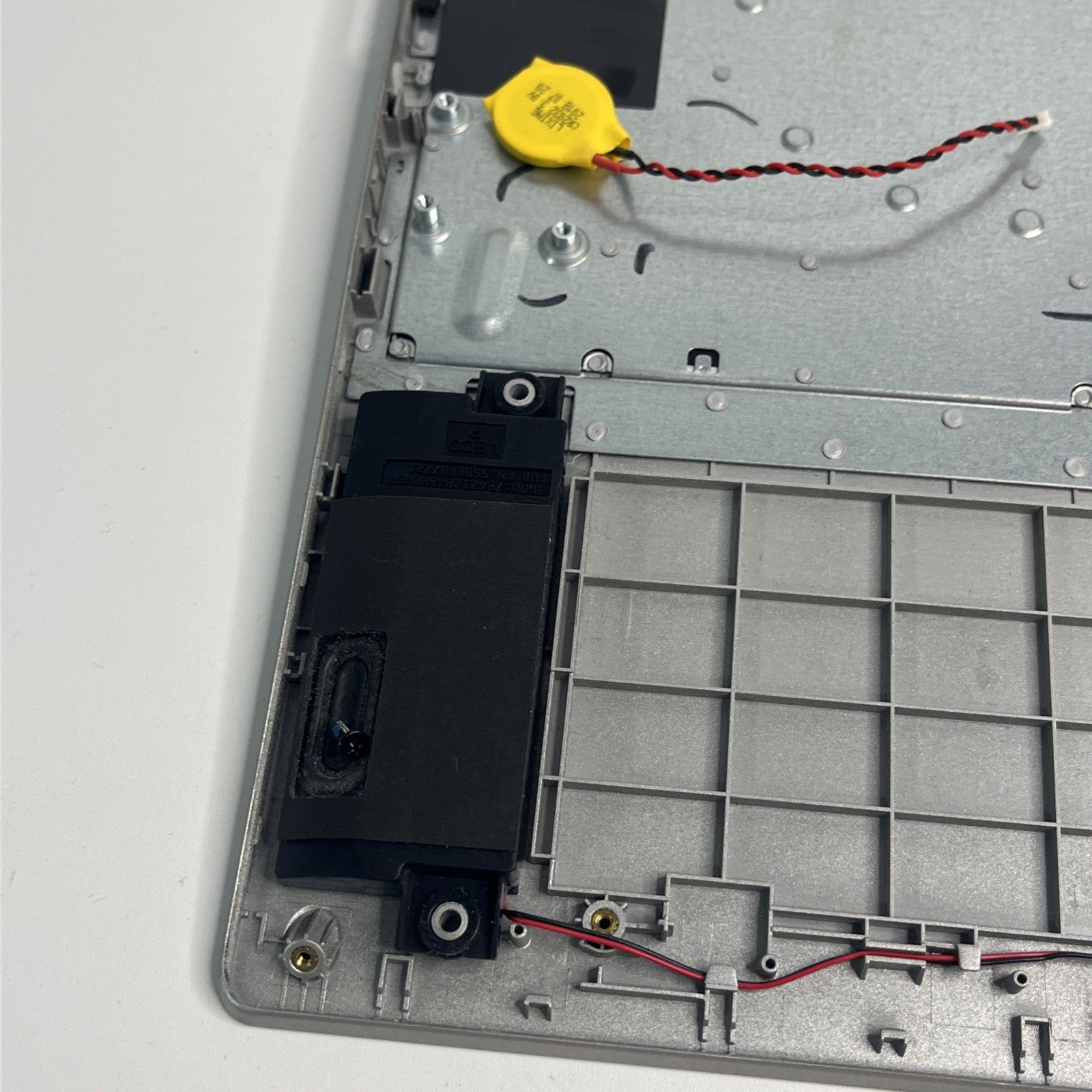 Genuine Silver Lenovo IdeaPad 330S-15IKB  Palmrest Keyboard And Speakers