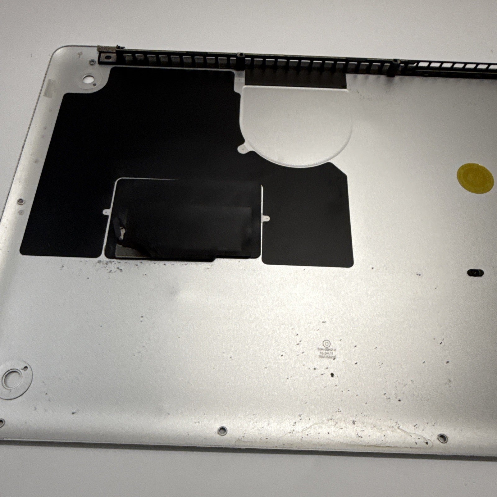 APPLE MACBOOK PRO A1278 13” MID 2010 2011 2012 BOTTOM CASE -NO RUBBERS (GRADE C)