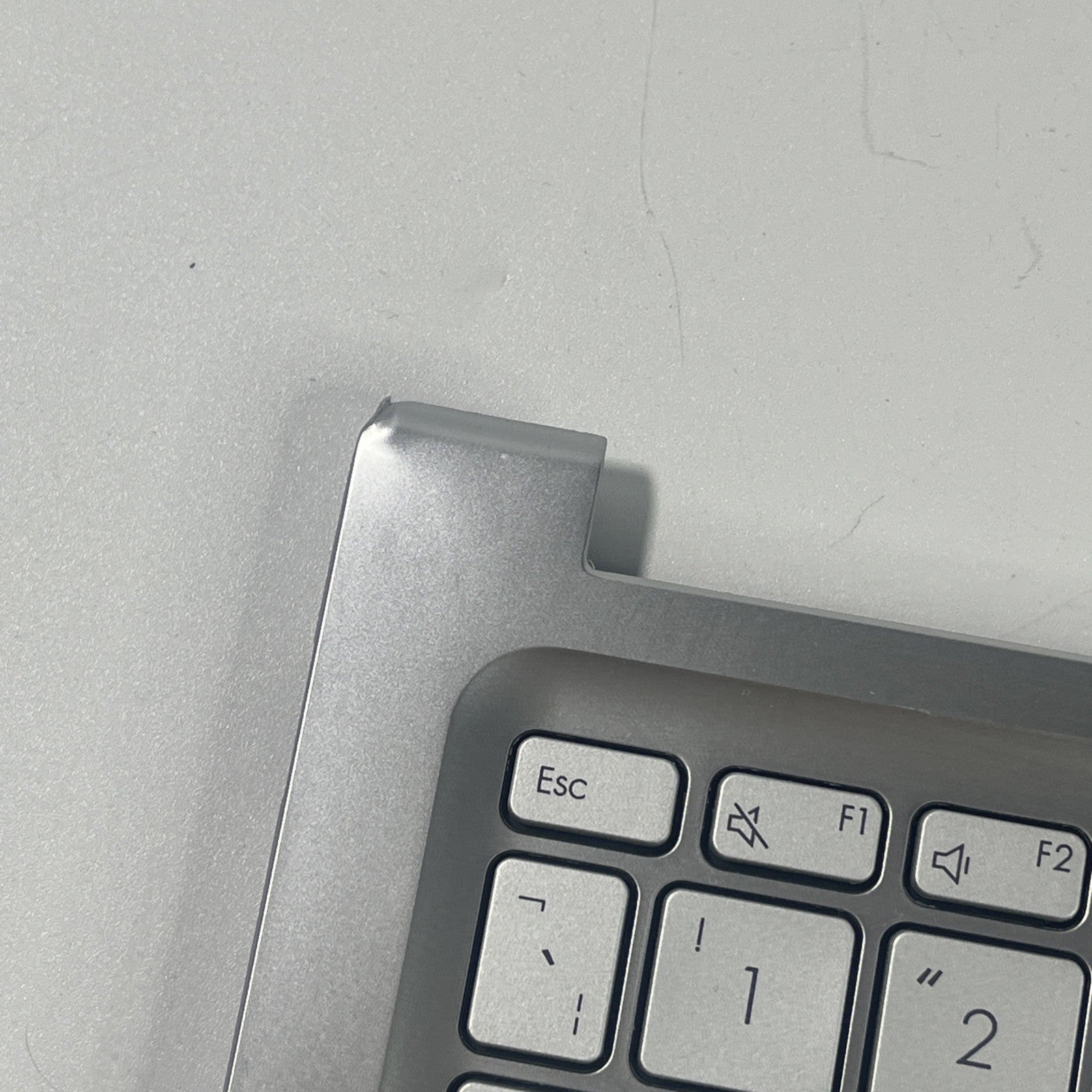 Genuine Silver Asus Vivobook 15 X1504ZA Palmrest, Keyboard& Speaker 13N1-GVM0401