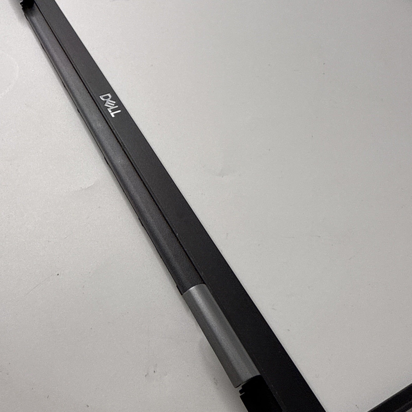 For Dell Latitude 5530 Screen Bezel Genuine 0DH2NW