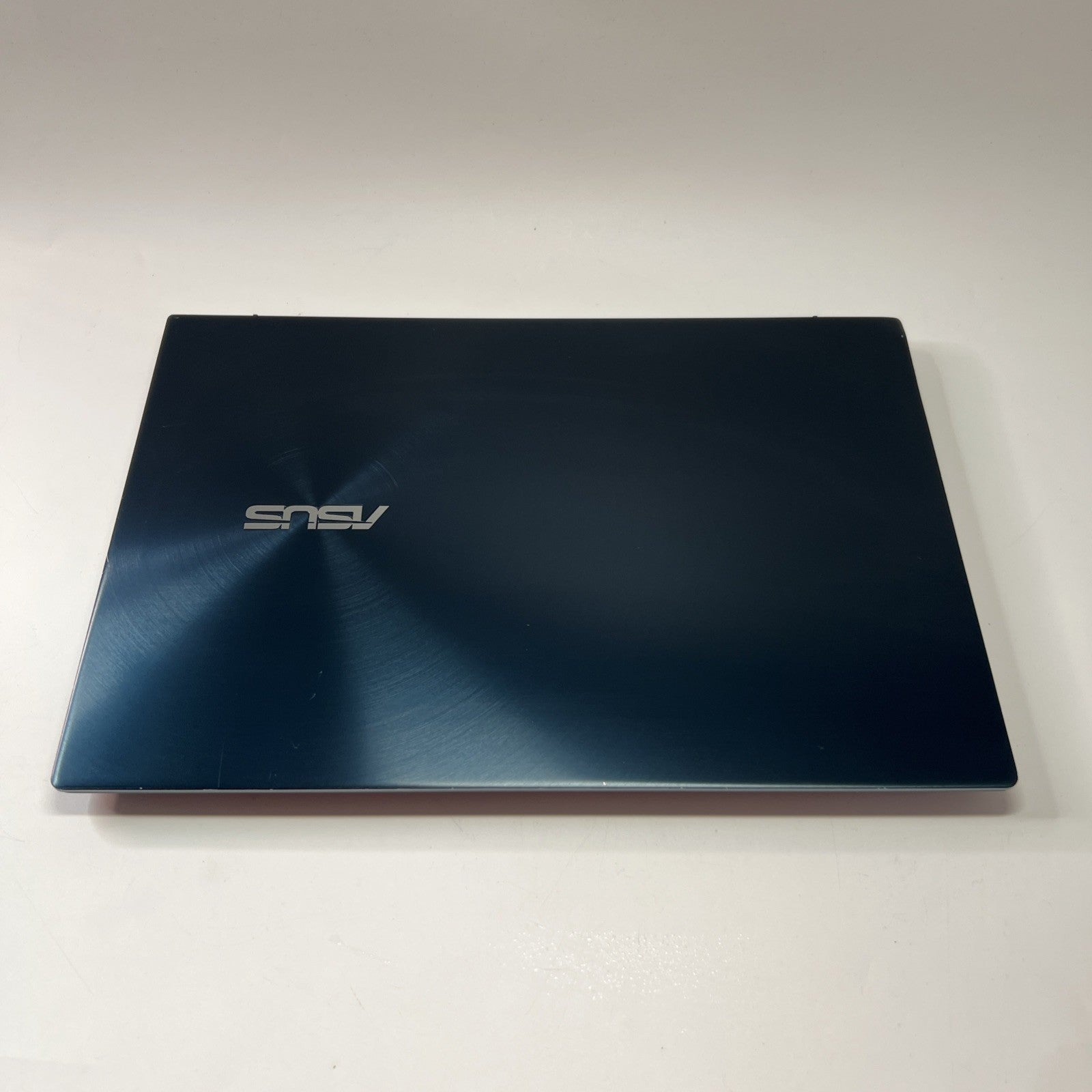 ASUS ZenBook Duo UX482EAR 14”Core i5-1155G7 16GB RAM 256GB SSD Windows 11