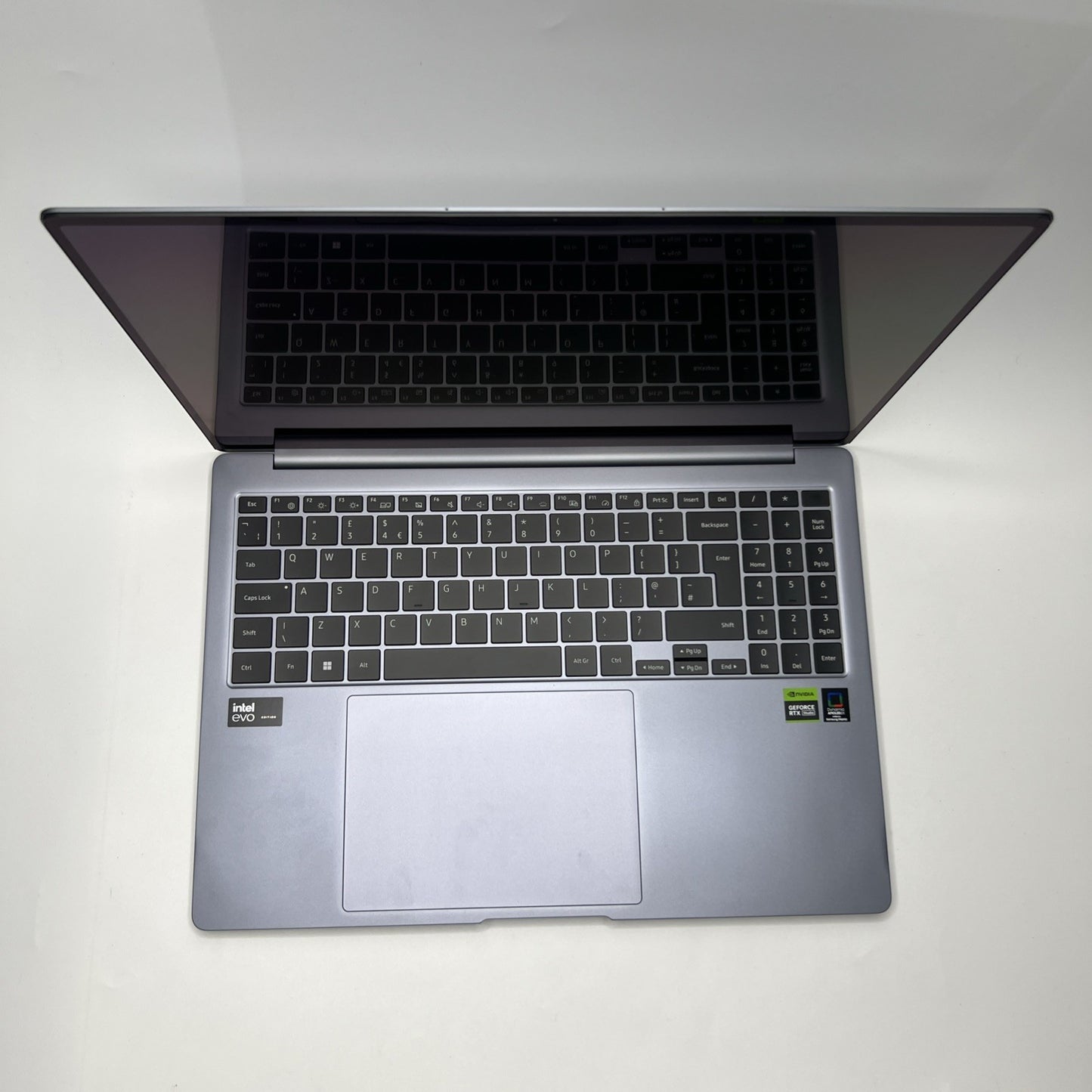 SAMSUNG Galaxy Book4 pro 16" Intel Core Ultra 7 1TB SSD 16GB AMOLED RTX 4050
