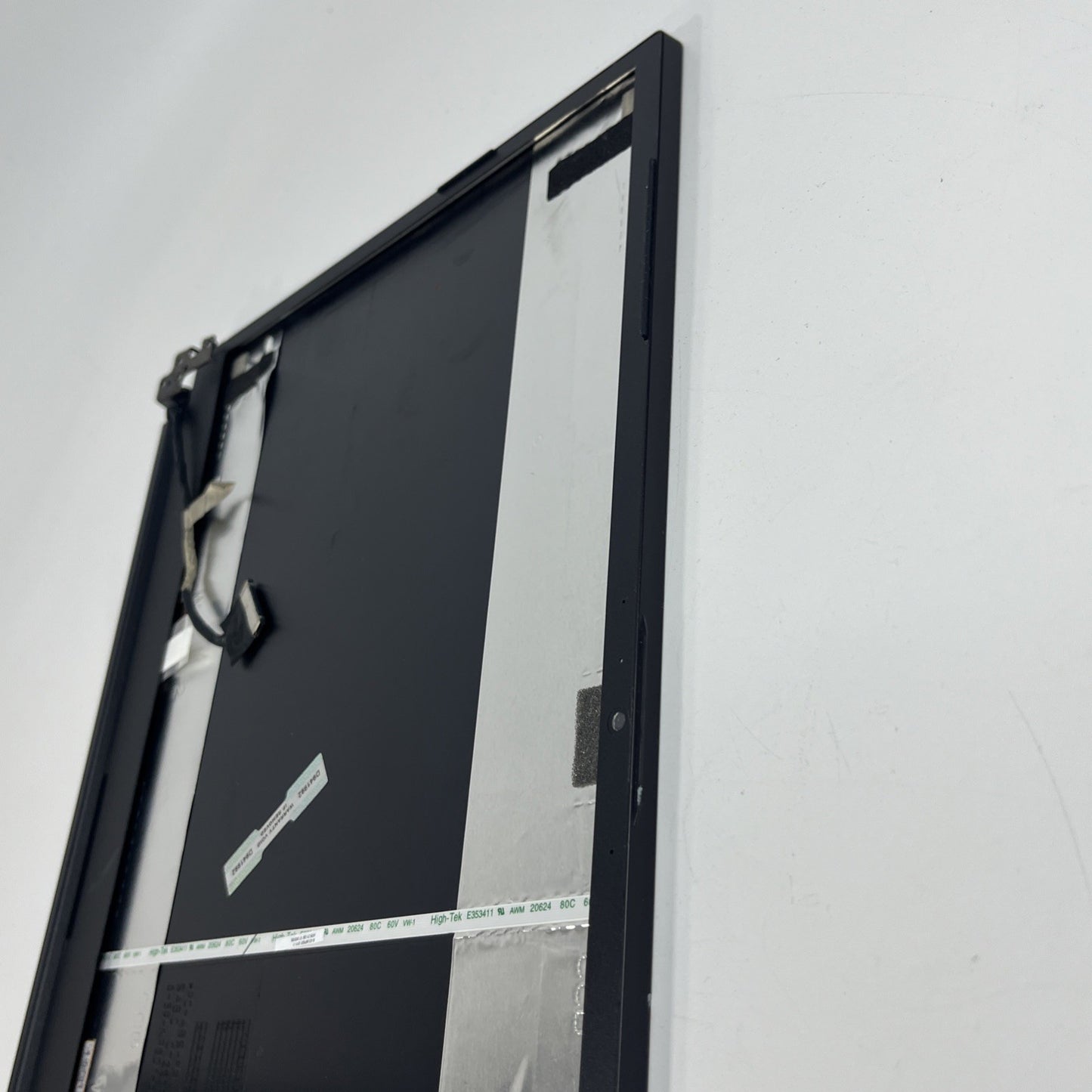 Genuine Black Medion Erazer E10  Top Lid ,webcam & Bezel Grade A NP501