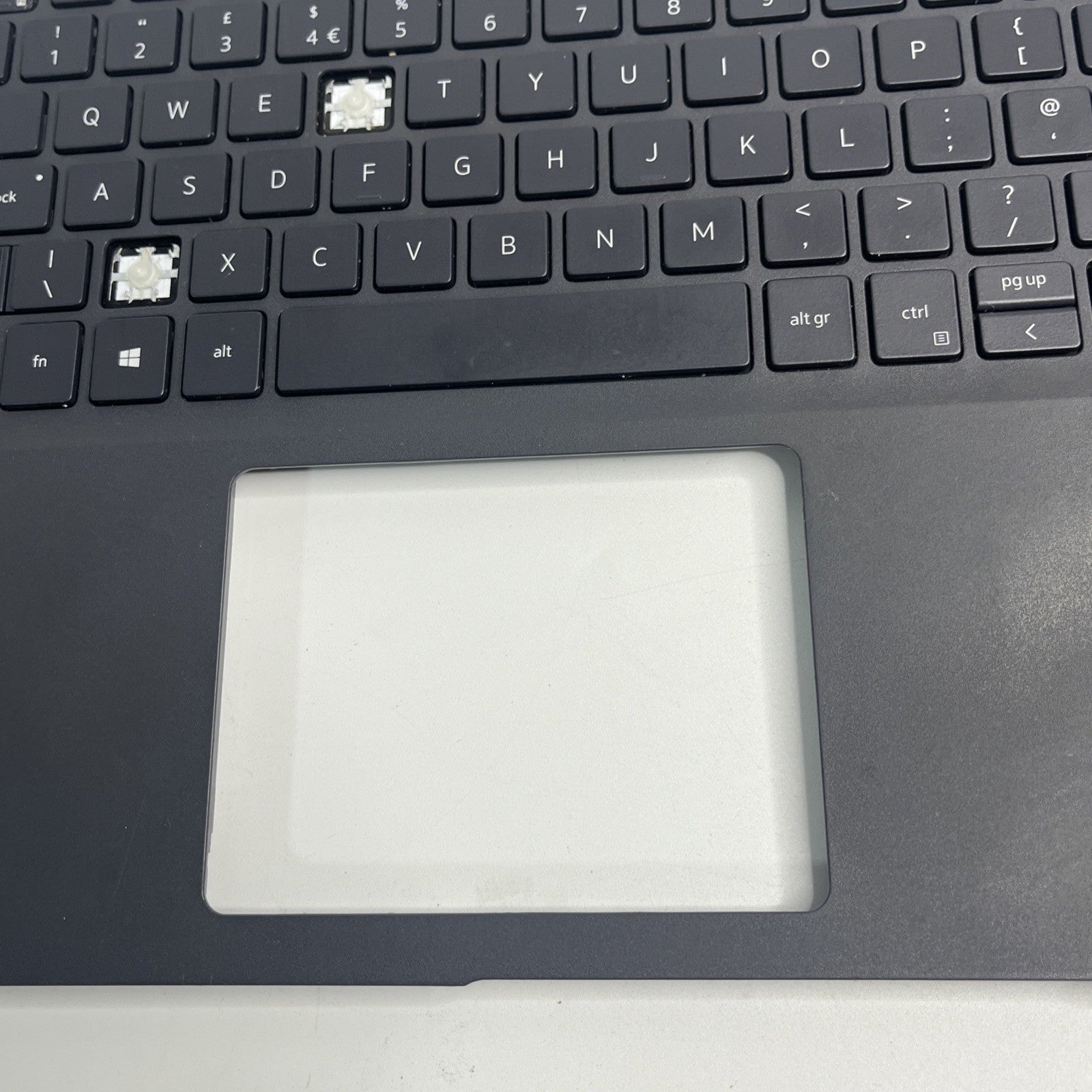 Genuine Grey Dell Latitude 3510 Palmrest Keyboard And Speakers  Missing Keys.