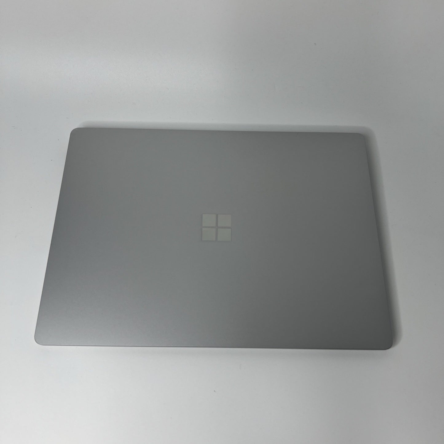 Microsoft Surface Laptop 4 13.5" Inte i7-1185G7 16GB RAM 512GB SSD Windows 11
