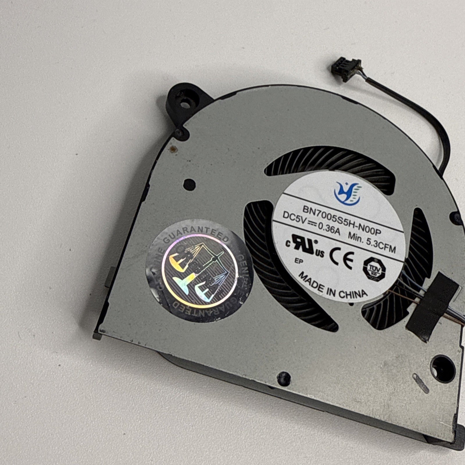 0KGH4R CPU LEFT Fan For DELL Inspiron 7500 7501 Vostro 7500 P102F KGH4R