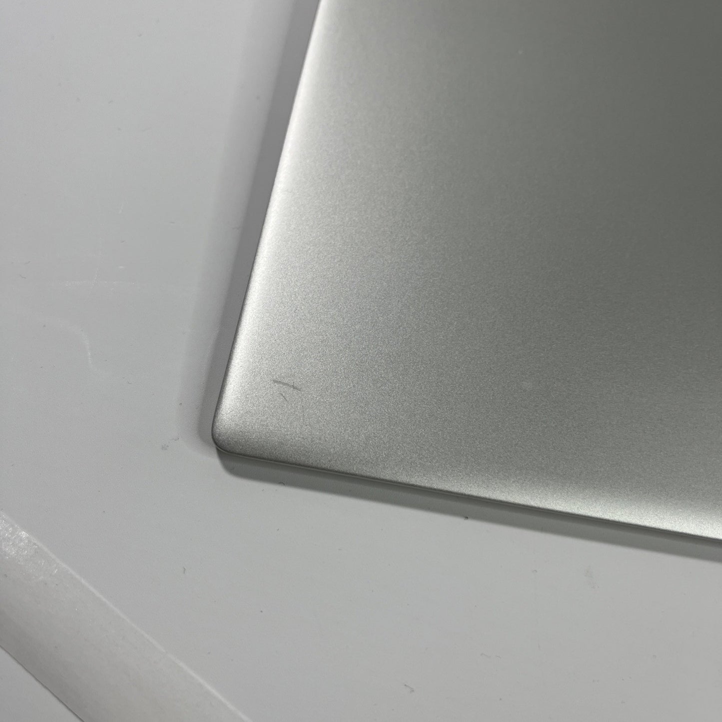 Dell Inspiron 7501 LCD Complete Screen Assembly Top Lid Cover Silver Cables